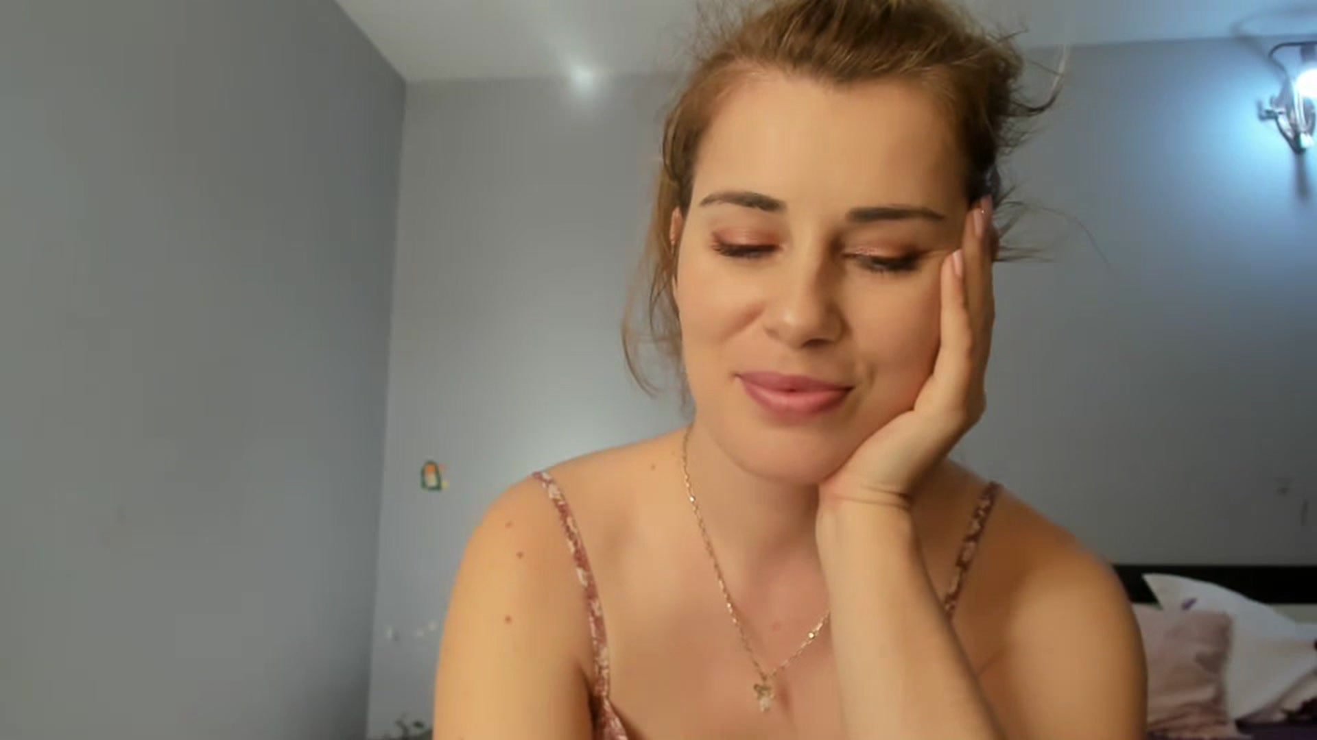 Gallery image thumbnail from PrettyWomen31's myfreecams stream on, 01/24/2024, 09:41 image 18 of 20