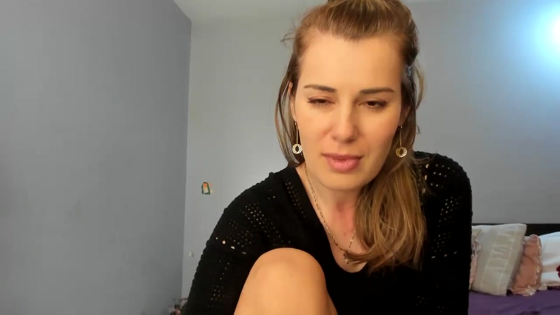 Gallery image thumbnail from PrettyWomen31's myfreecams stream on, 01/30/2024, 10:03 image 15 of 20