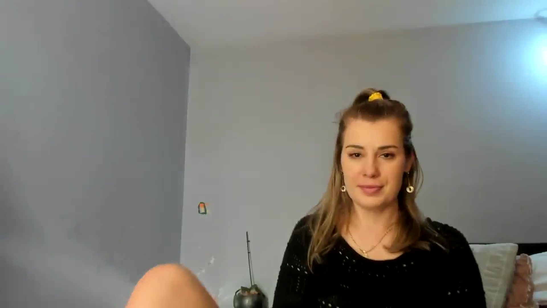Gallery image thumbnail from PrettyWomen31's myfreecams stream on, 01/30/2024, 10:03 image 3 of 20