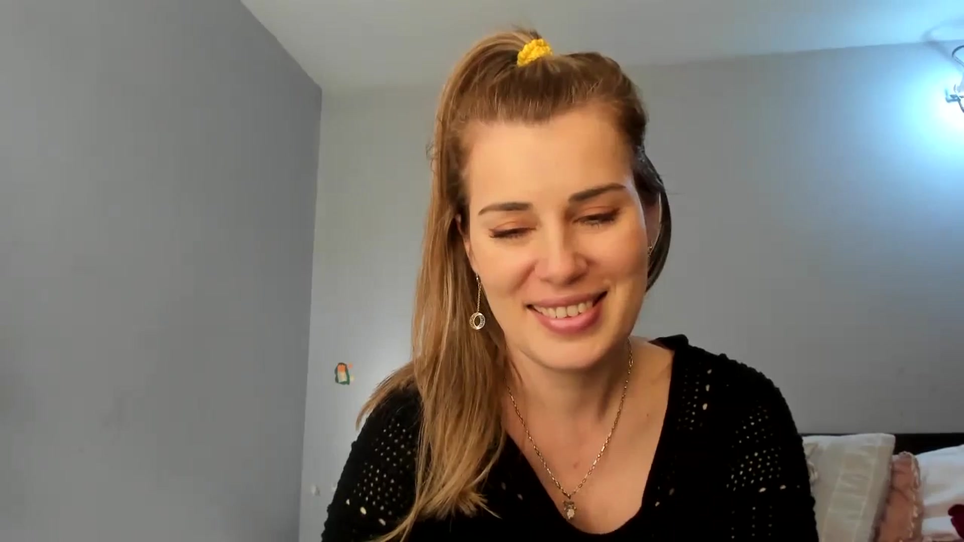 Gallery image thumbnail from PrettyWomen31's myfreecams stream on, 01/30/2024, 10:03 image 9 of 20
