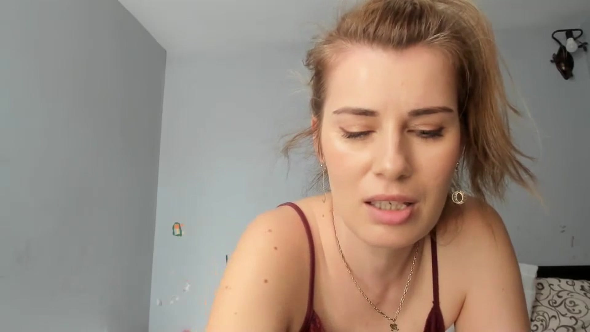 Gallery image thumbnail from PrettyWomen31's myfreecams stream on, 02/07/2024, 09:31 image 10 of 20