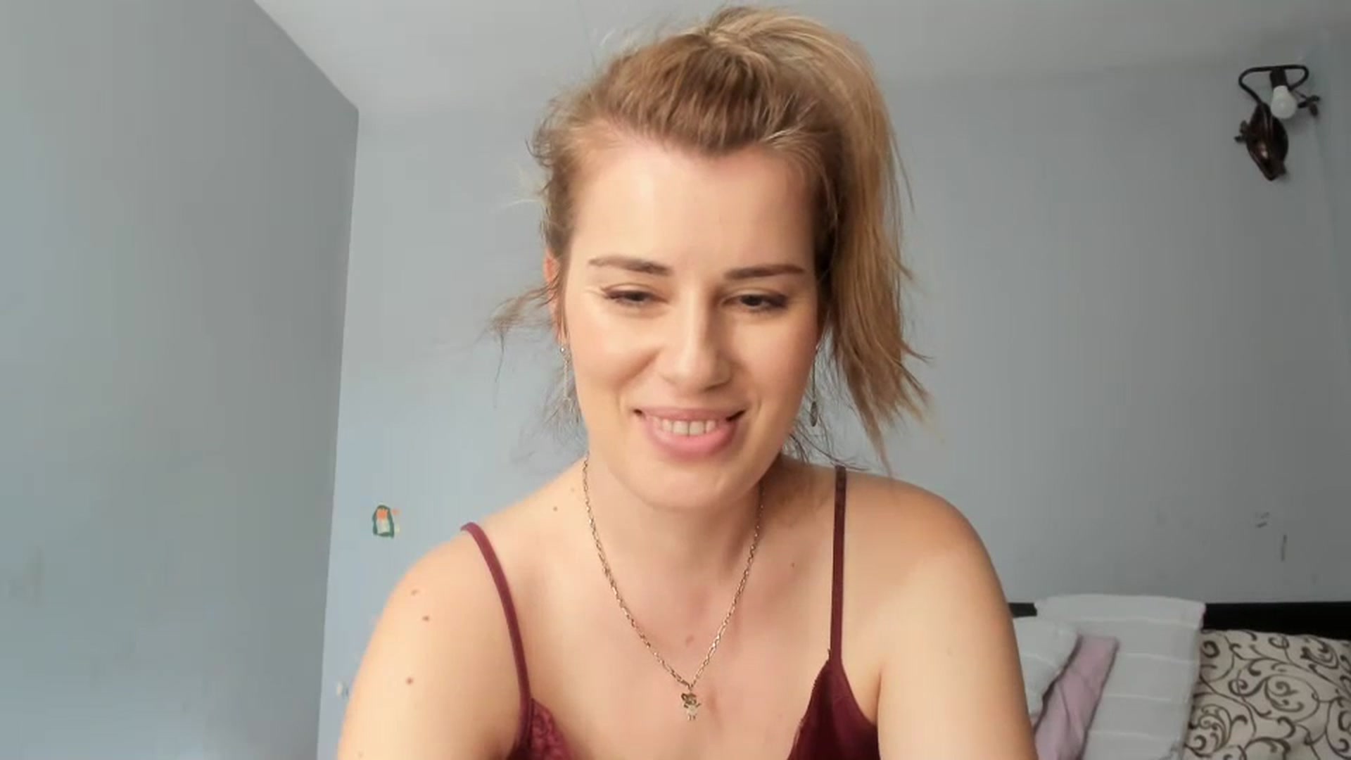 Gallery image thumbnail from PrettyWomen31's myfreecams stream on, 02/07/2024, 09:31 image 5 of 20
