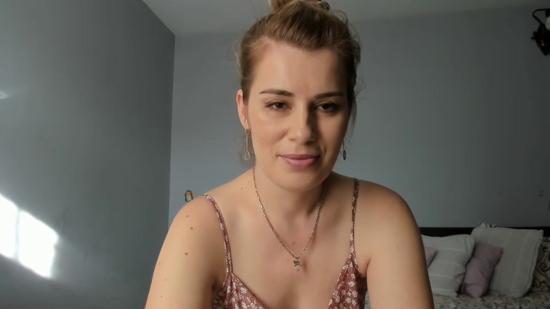 Gallery image thumbnail from PrettyWomen31's myfreecams stream on, 02/08/2024, 08:45 image 13 of 20