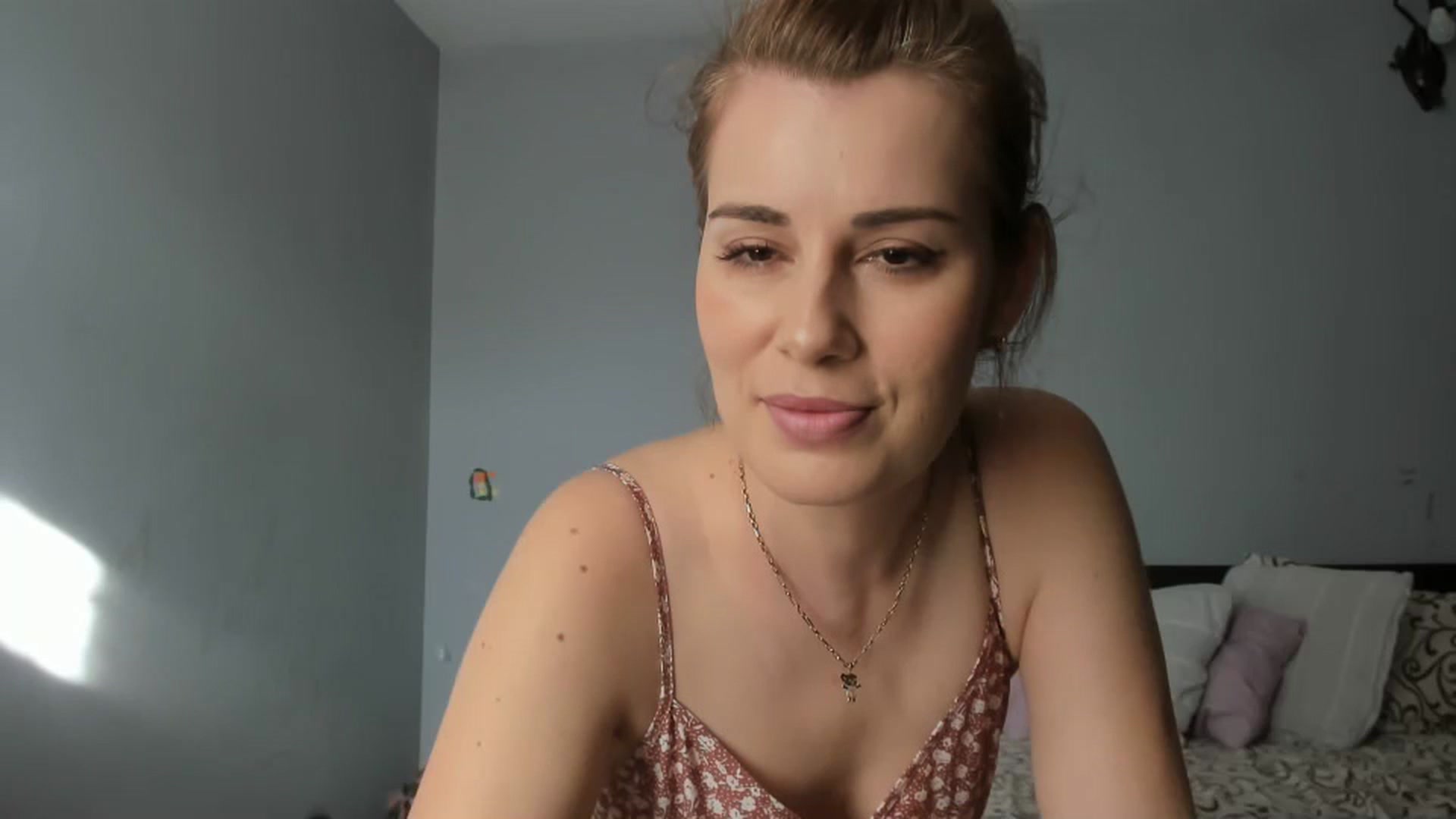 Gallery image thumbnail from PrettyWomen31's myfreecams stream on, 02/08/2024, 08:45 image 12 of 20