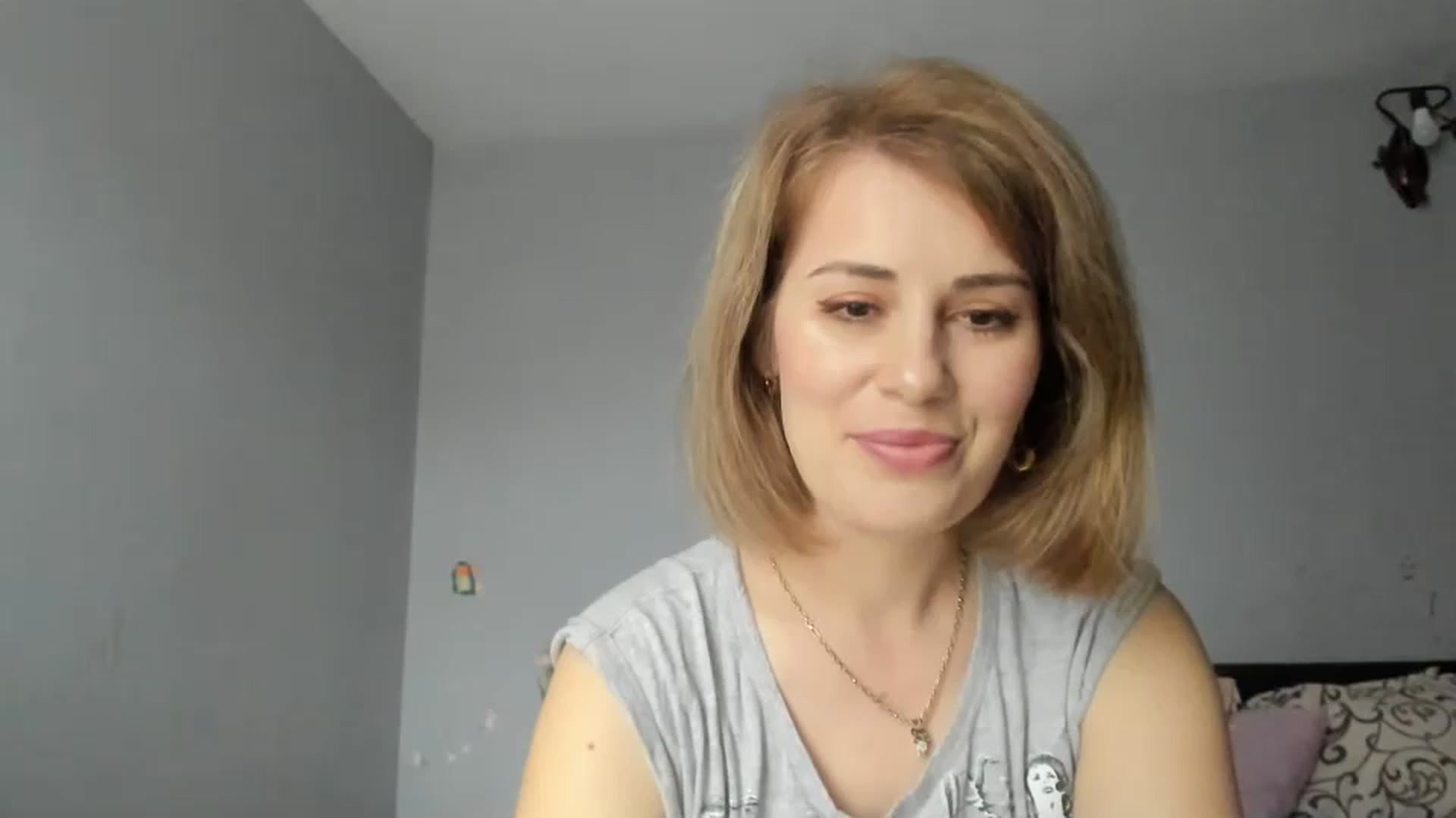 Gallery image thumbnail from PrettyWomen31's myfreecams stream on, 03/14/2024, 09:09 image 12 of 20