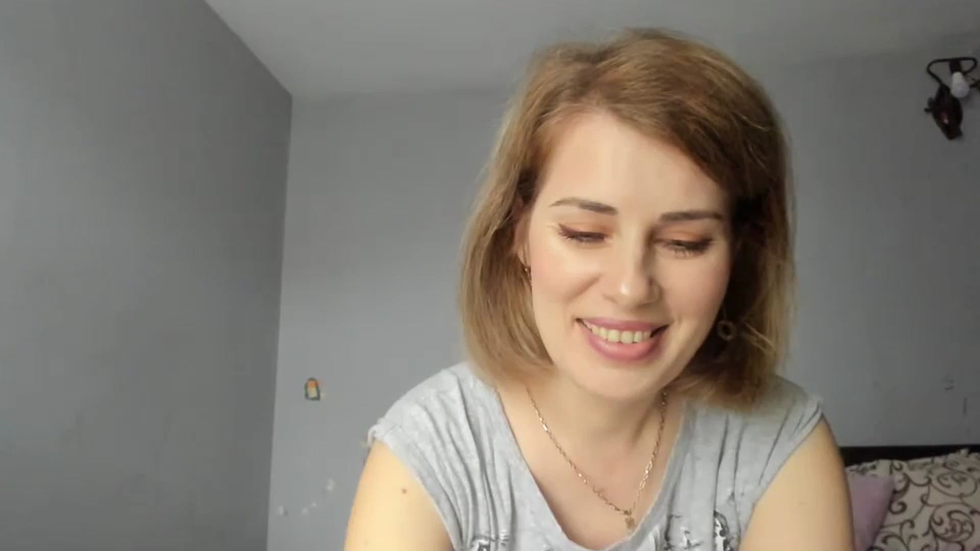 Gallery image thumbnail from PrettyWomen31's myfreecams stream on, 03/14/2024, 09:09 image 3 of 20