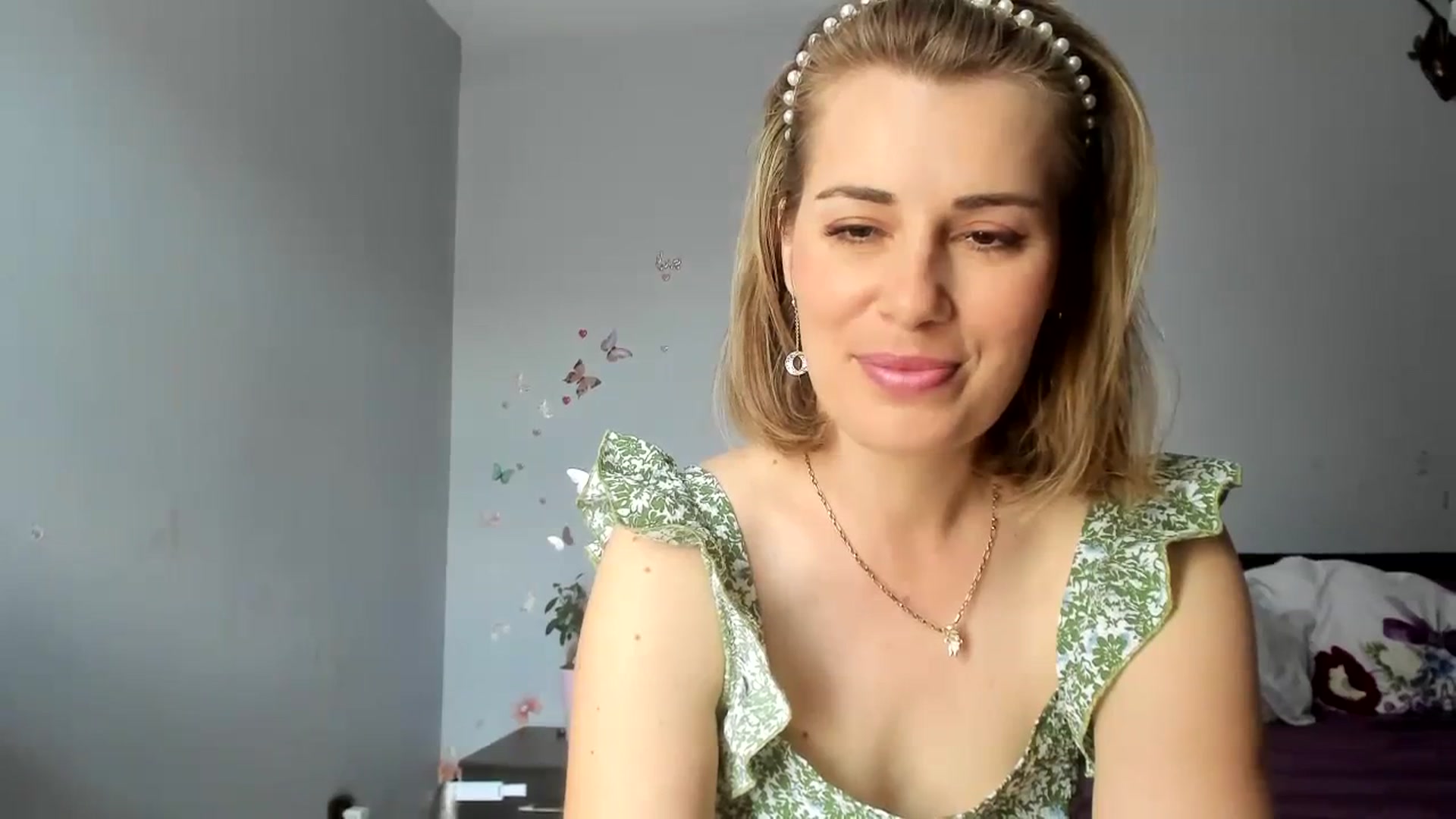 Gallery image thumbnail from PrettyWomen31's myfreecams stream on, 04/12/2024, 07:52 image 14 of 20