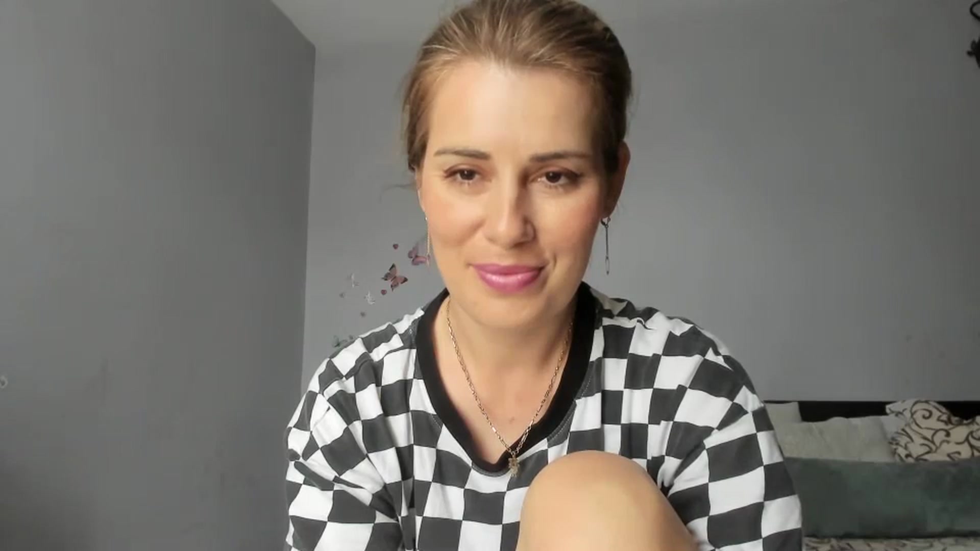 Gallery image thumbnail from PrettyWomen31's myfreecams stream on, 05/02/2024, 07:27 image 9 of 20
