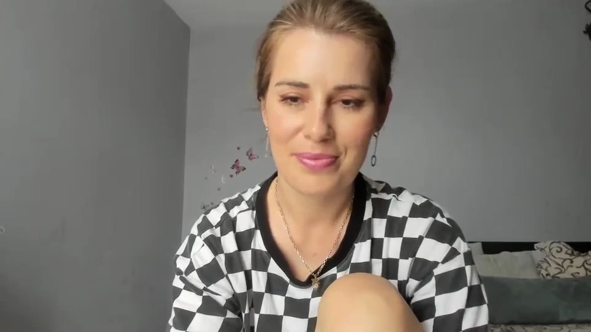 Gallery image thumbnail from PrettyWomen31's myfreecams stream on, 05/02/2024, 07:27 image 8 of 20