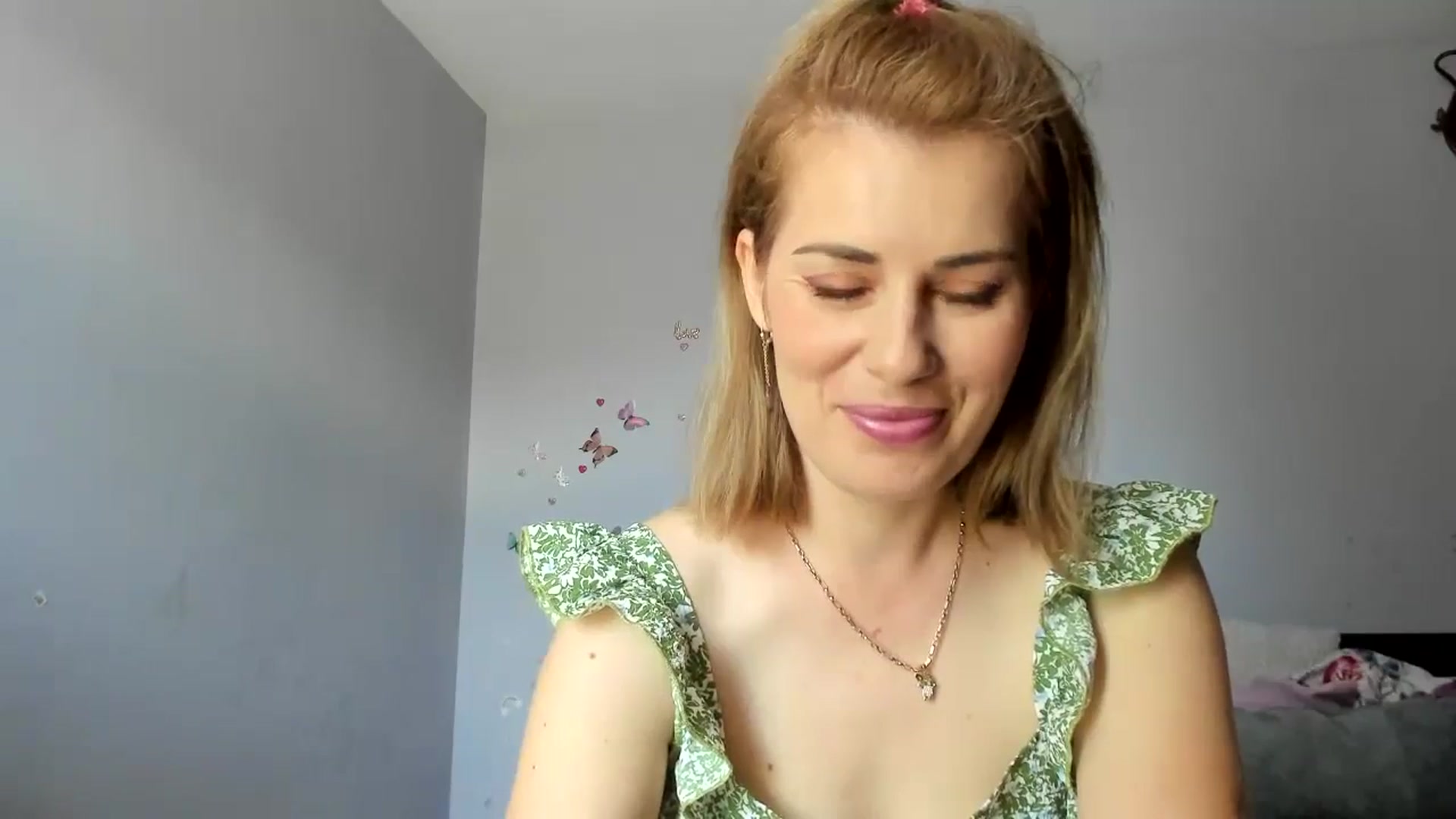 Gallery image thumbnail from PrettyWomen31's myfreecams stream on, 05/14/2024, 06:10 image 10 of 20
