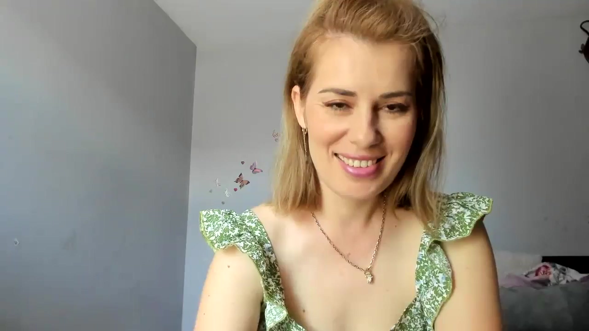 Gallery image thumbnail from PrettyWomen31's myfreecams stream on, 05/14/2024, 06:10 image 16 of 20