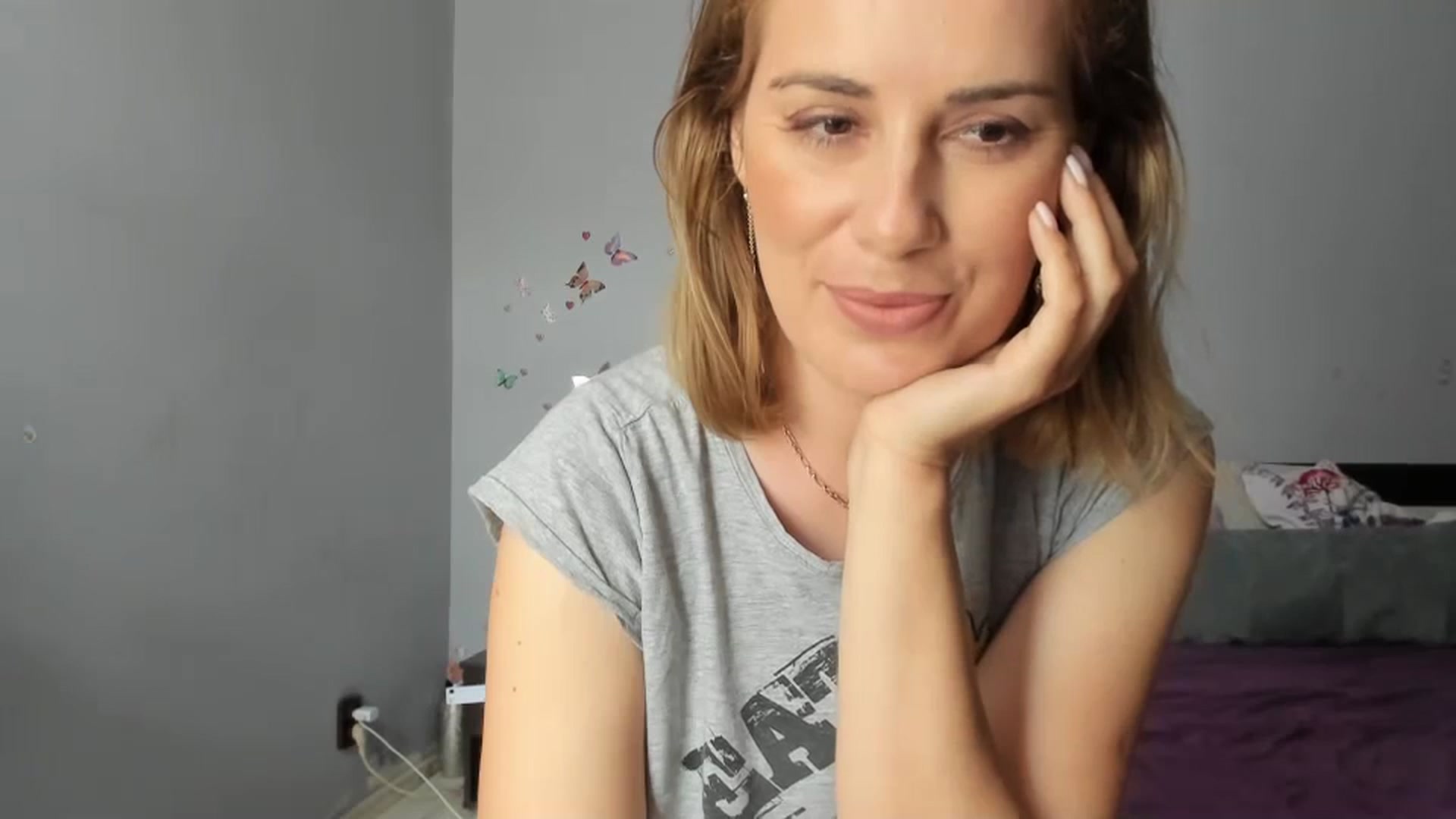 Gallery image thumbnail from PrettyWomen31's myfreecams stream on, 05/28/2024, 08:03 image 16 of 20