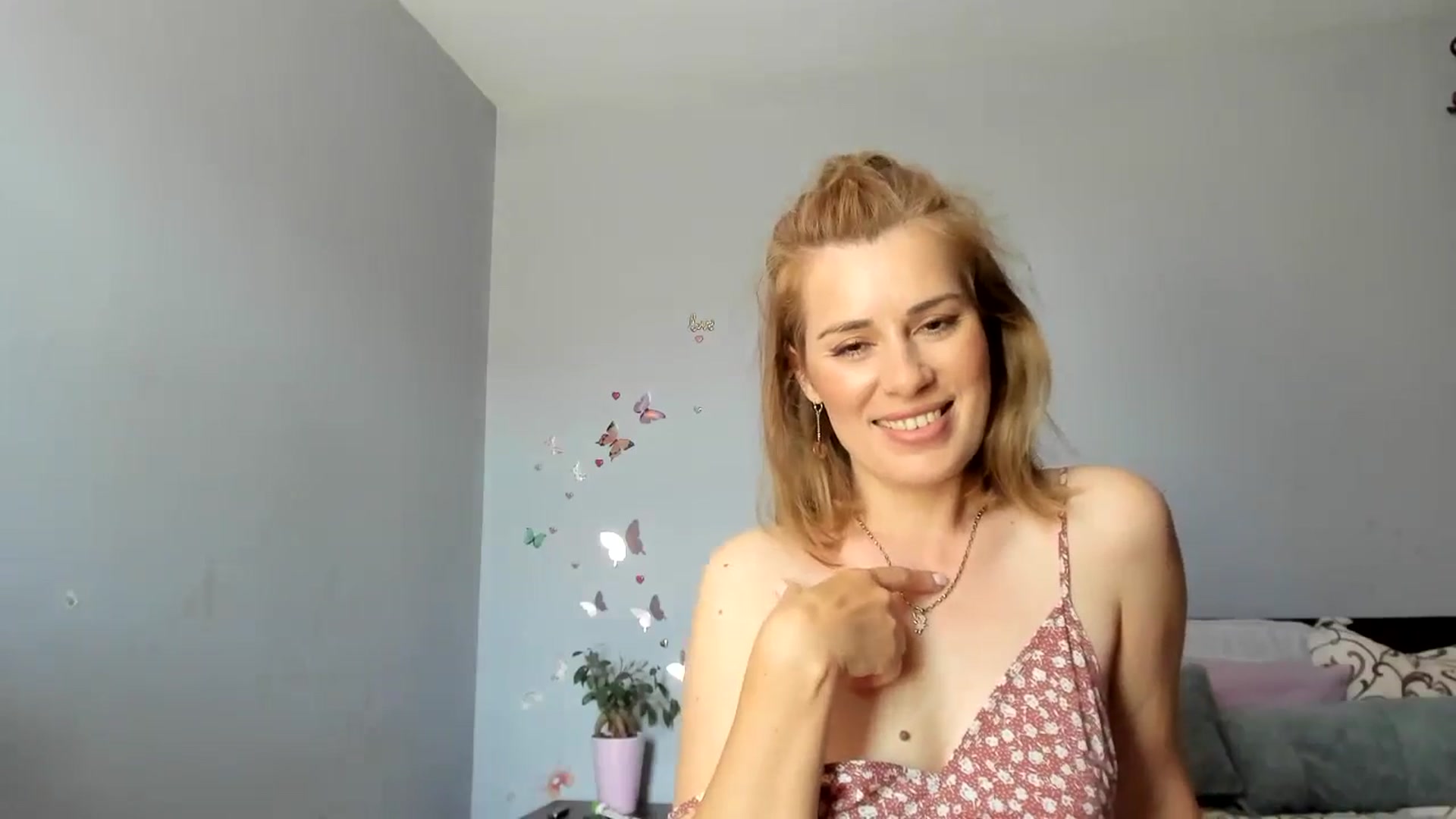 Gallery image thumbnail from PrettyWomen31's myfreecams stream on, 06/02/2024, 07:38 image 2 of 20