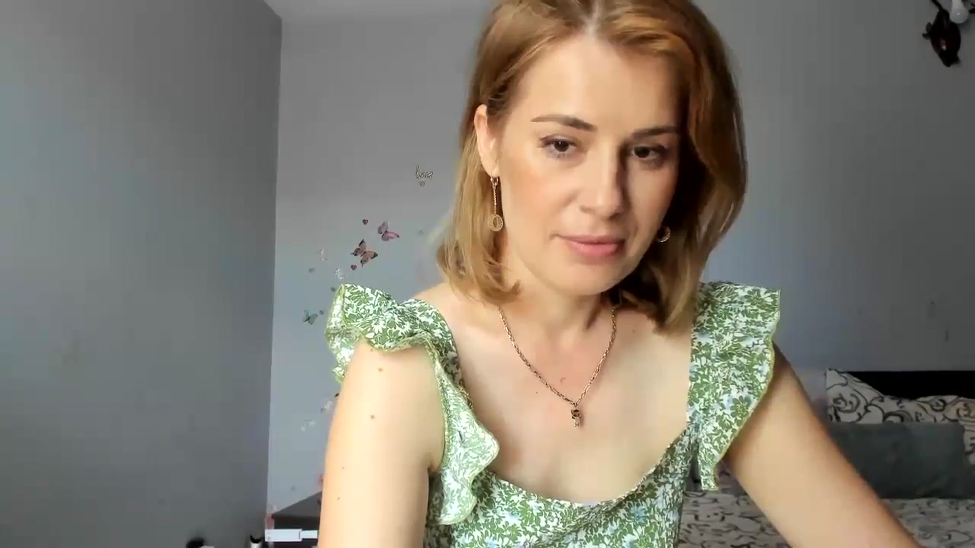 Gallery image thumbnail from PrettyWomen31's myfreecams stream on, 06/06/2024, 06:32 image 6 of 20
