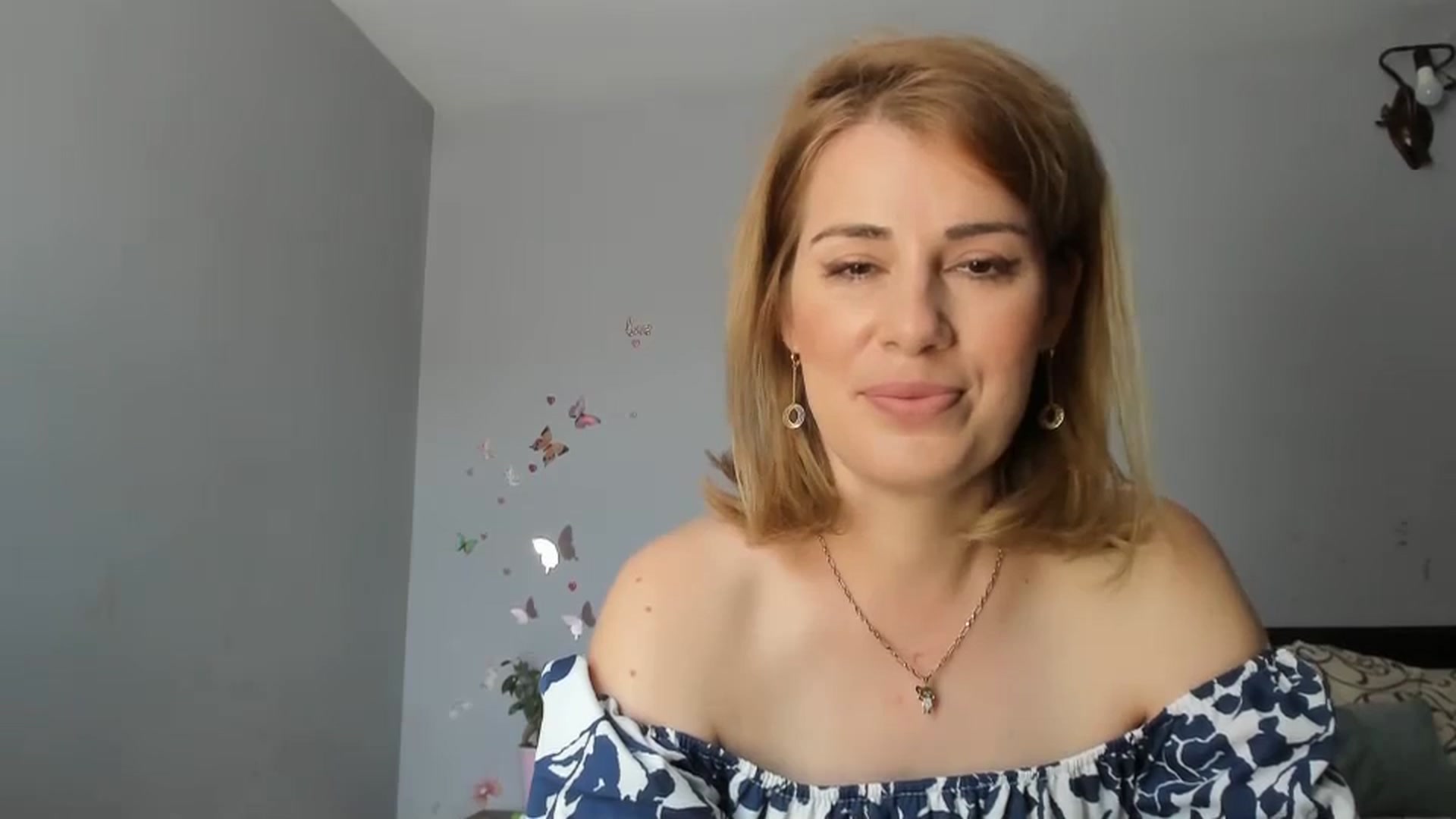 Gallery image thumbnail from PrettyWomen31's myfreecams stream on, 06/13/2024, 08:02 image 17 of 20