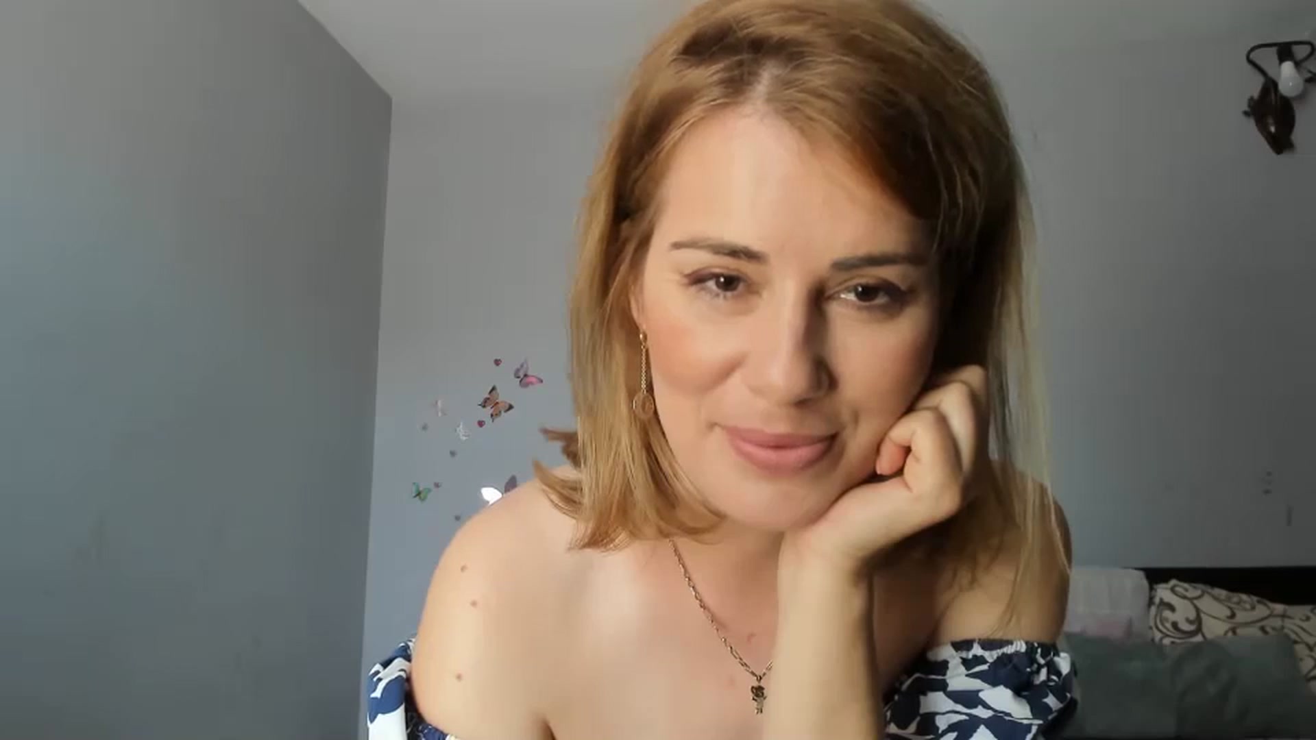 Gallery image thumbnail from PrettyWomen31's myfreecams stream on, 06/13/2024, 08:02 image 16 of 20