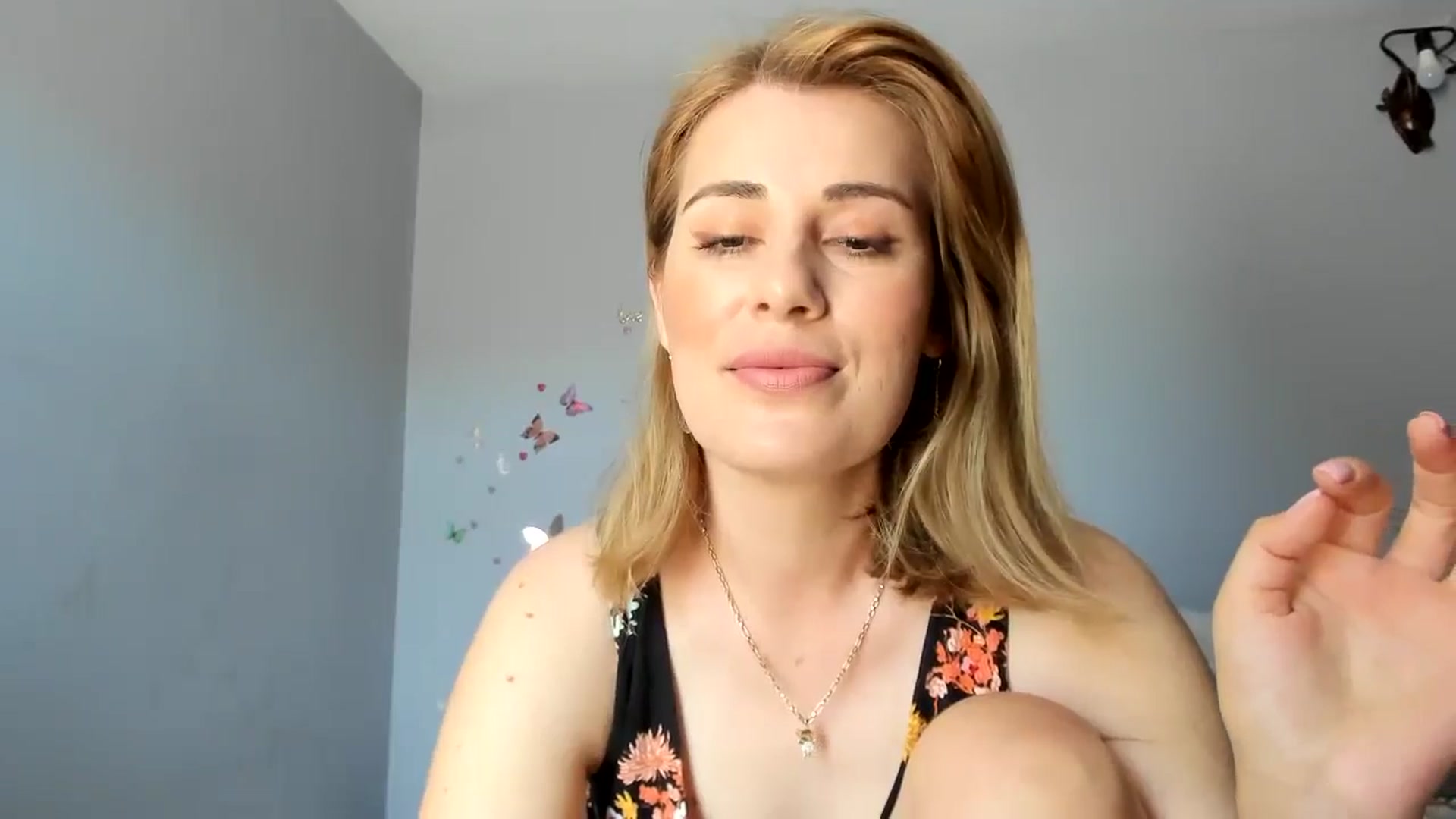 Gallery image thumbnail from PrettyWomen31's myfreecams stream on, 06/17/2024, 07:57 image 16 of 20
