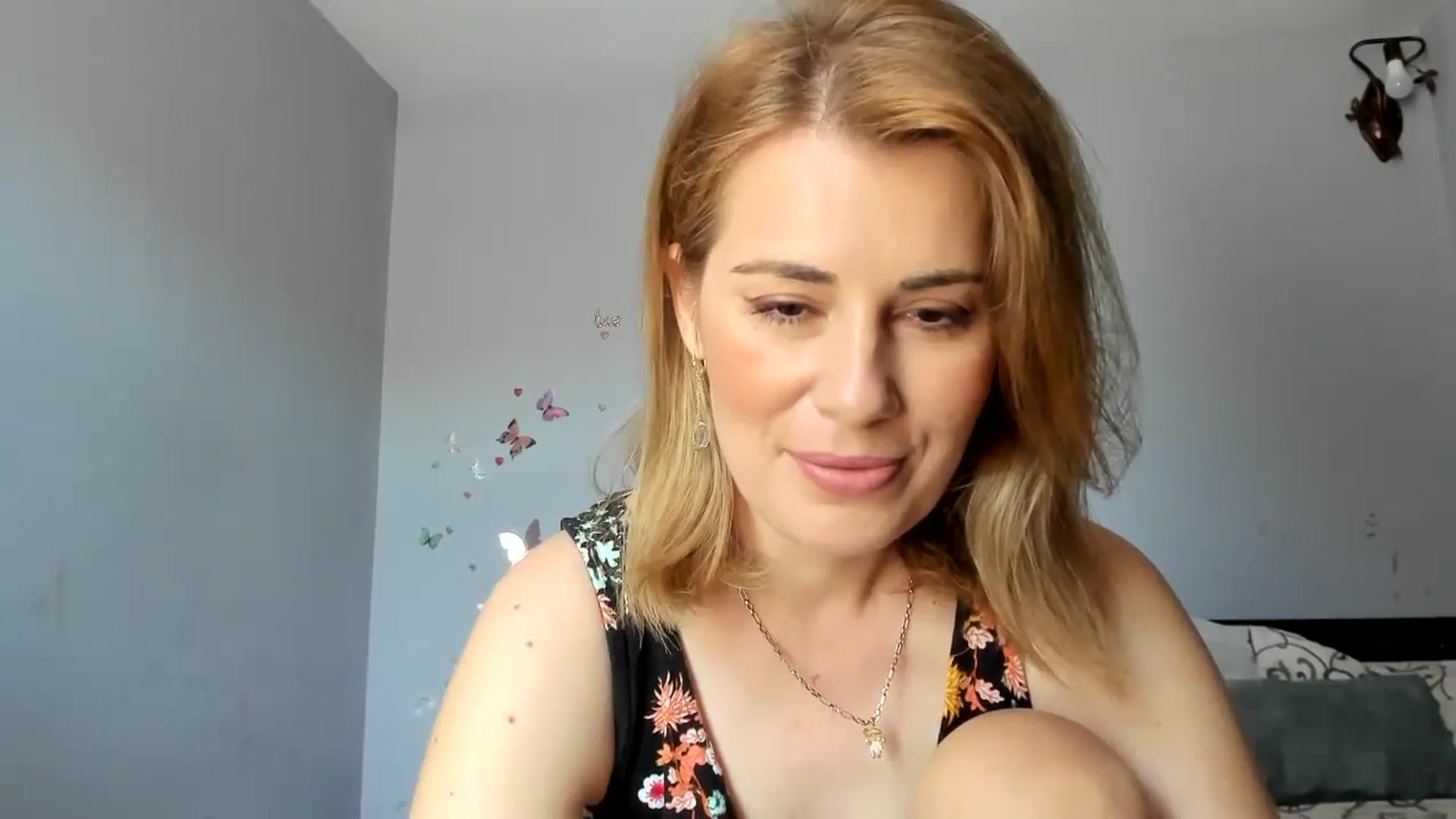 Gallery image thumbnail from PrettyWomen31's myfreecams stream on, 06/17/2024, 07:57 image 6 of 20
