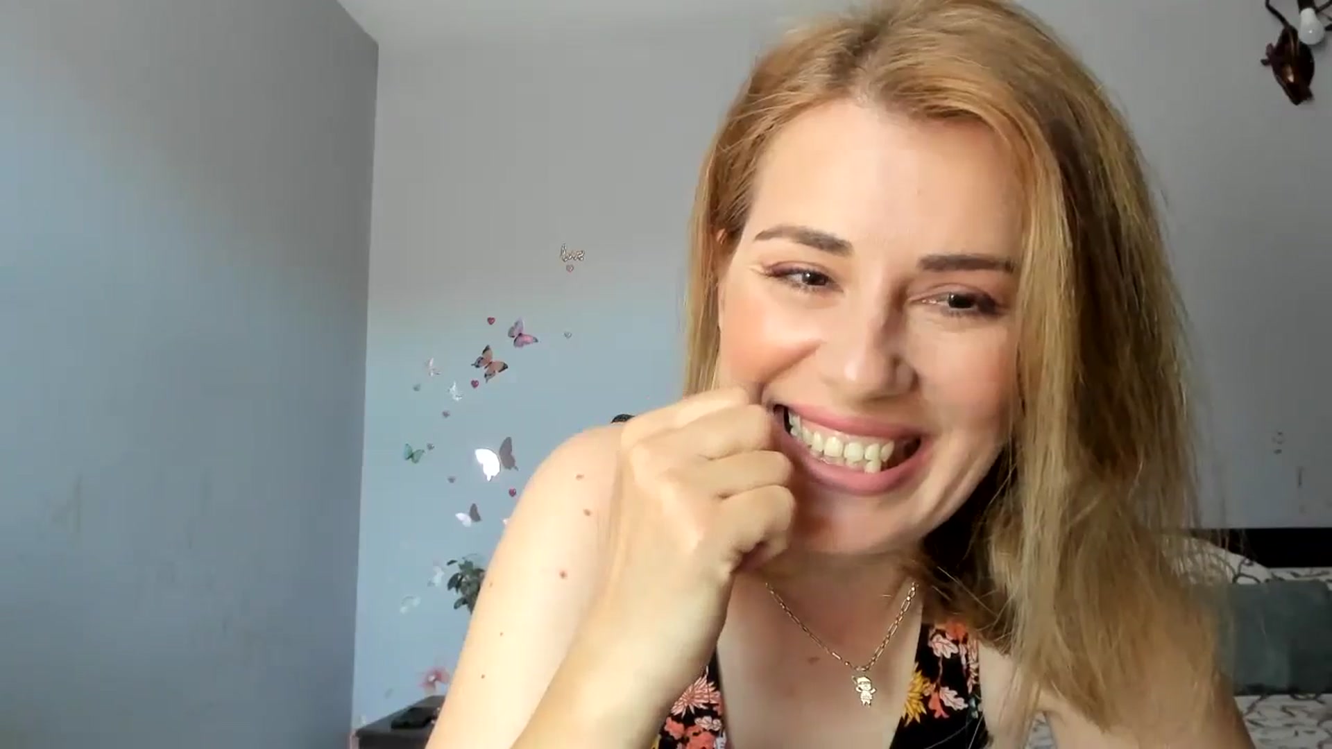 Gallery image thumbnail from PrettyWomen31's myfreecams stream on, 06/17/2024, 07:57 image 8 of 20
