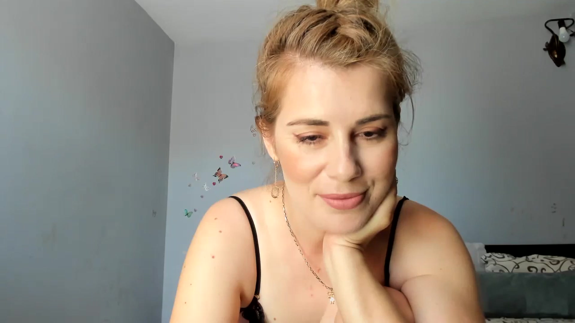 Gallery image thumbnail from PrettyWomen31's myfreecams stream on, 06/24/2024, 08:18 image 7 of 20