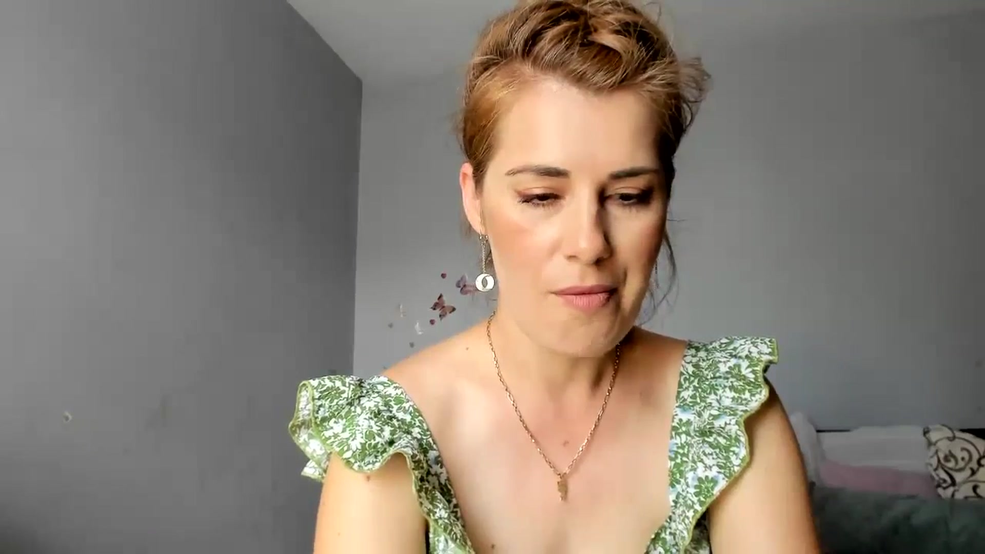 Gallery image thumbnail from PrettyWomen31's myfreecams stream on, 06/25/2024, 06:56 image 7 of 20