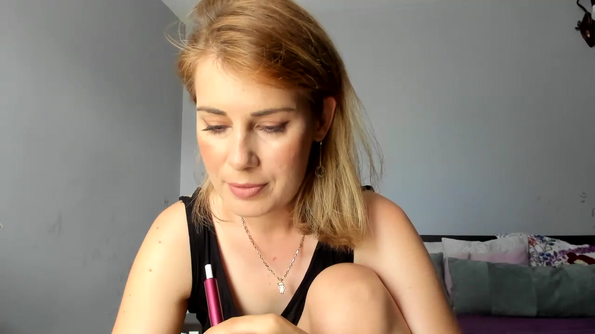 Gallery image thumbnail from PrettyWomen31's myfreecams stream on, 06/26/2024, 06:50 image 10 of 20