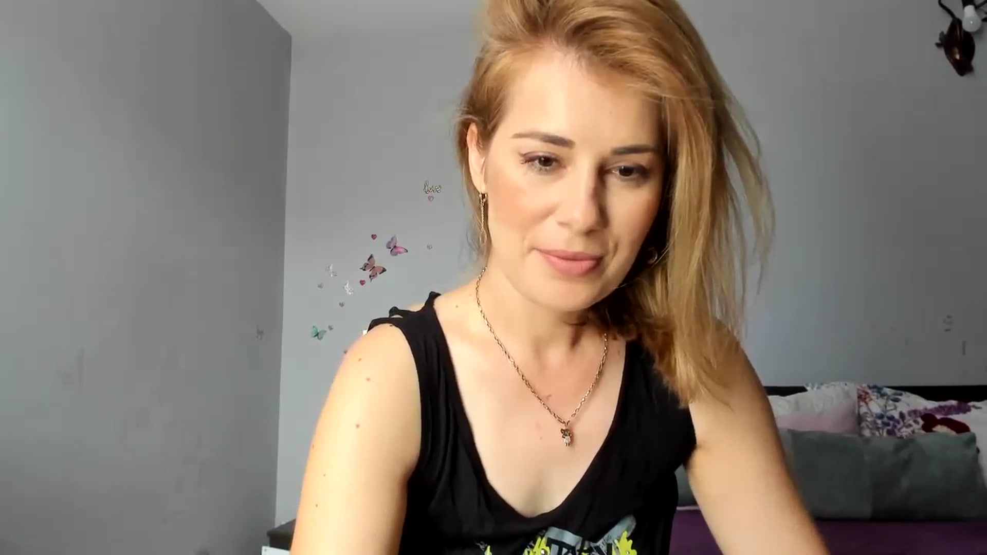 Gallery image thumbnail from PrettyWomen31's myfreecams stream on, 06/26/2024, 06:50 image 2 of 20