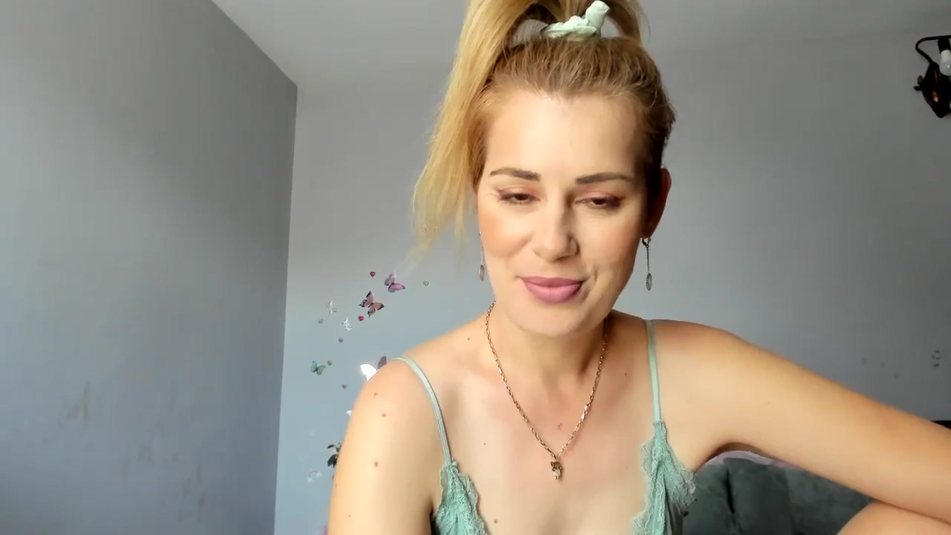 Gallery image thumbnail from PrettyWomen31's myfreecams stream on, 06/27/2024, 05:55 image 15 of 20