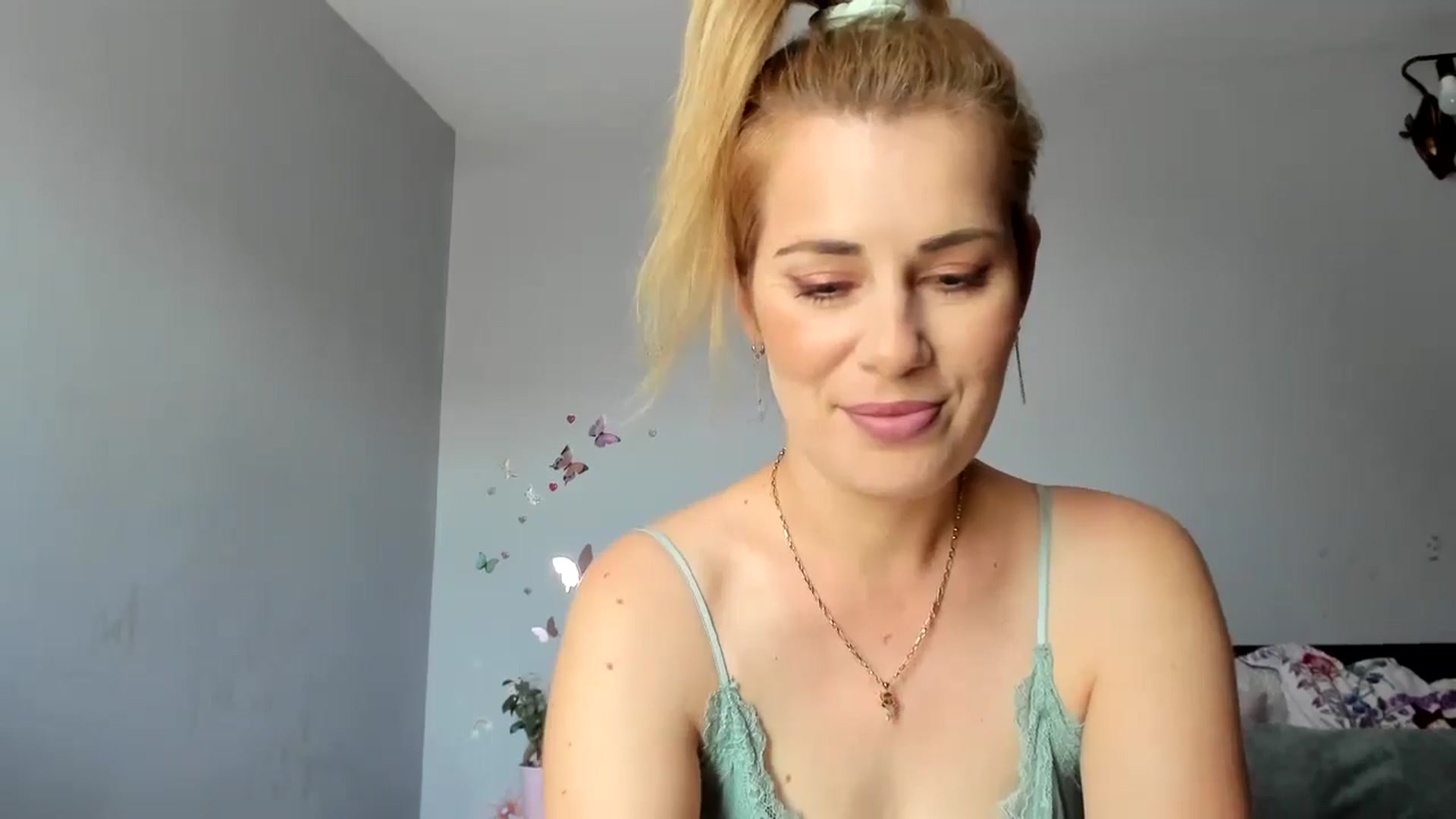 Gallery image thumbnail from PrettyWomen31's myfreecams stream on, 06/27/2024, 05:55 image 7 of 20