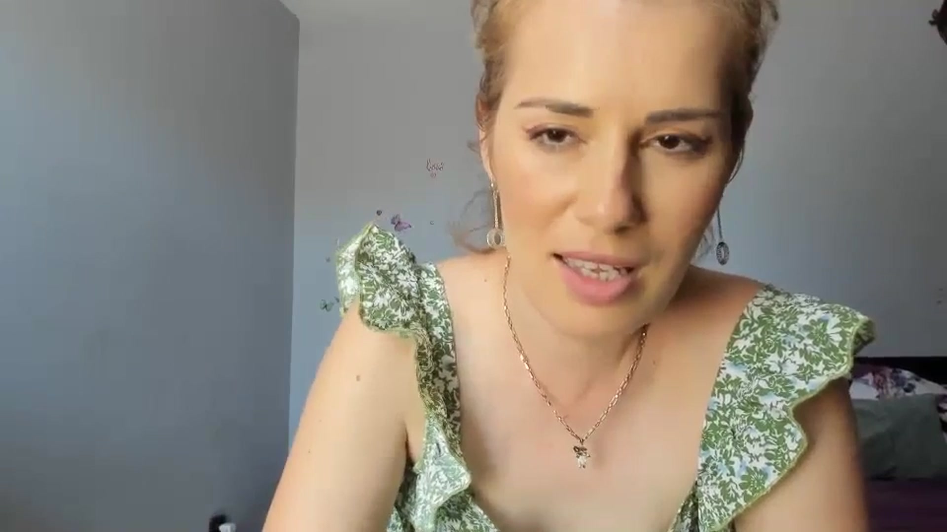 Gallery image thumbnail from PrettyWomen31's myfreecams stream on, 07/05/2024, 07:27 image 12 of 20