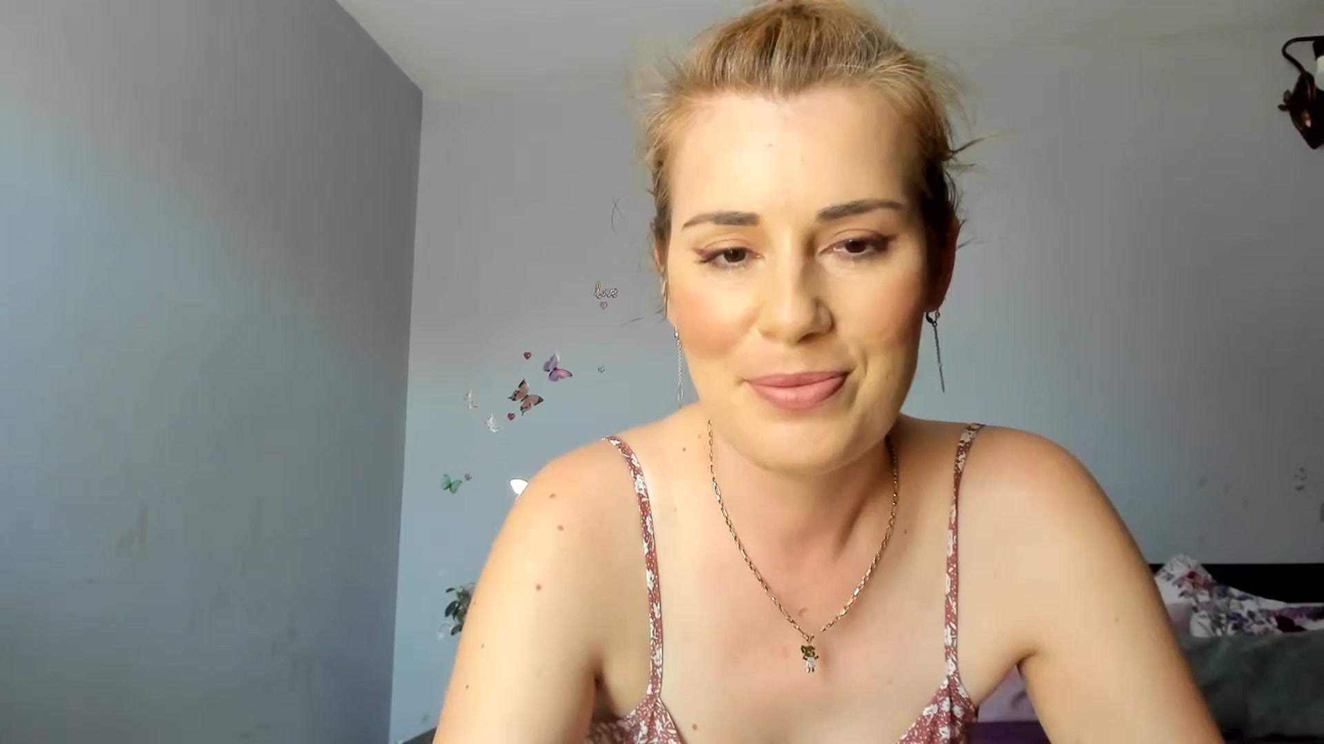 Gallery image thumbnail from PrettyWomen31's myfreecams stream on, 07/10/2024, 07:53 image 9 of 20