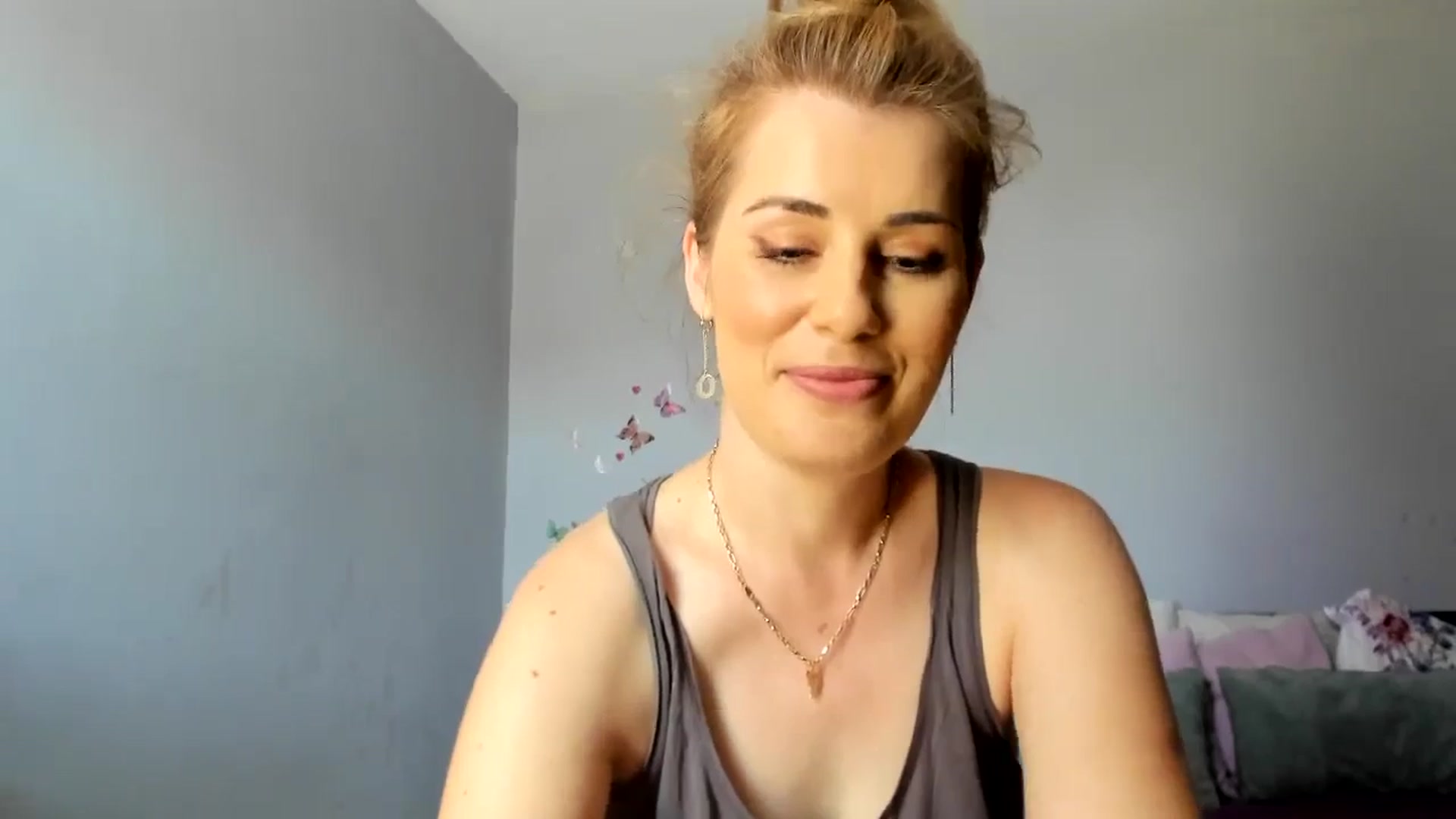 Gallery image thumbnail from PrettyWomen31's myfreecams stream on, 07/13/2024, 07:14 image 15 of 20