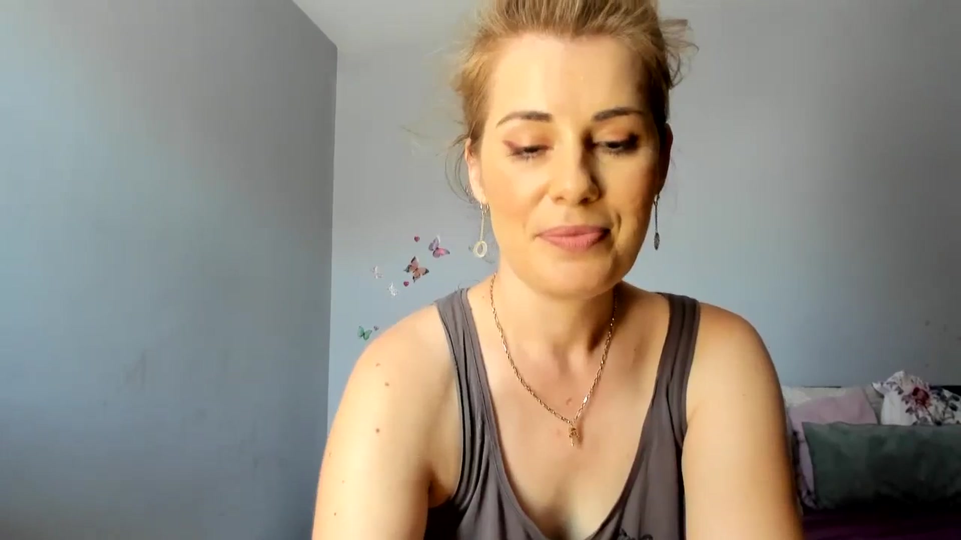 Gallery image thumbnail from PrettyWomen31's myfreecams stream on, 07/13/2024, 08:16 image 7 of 20