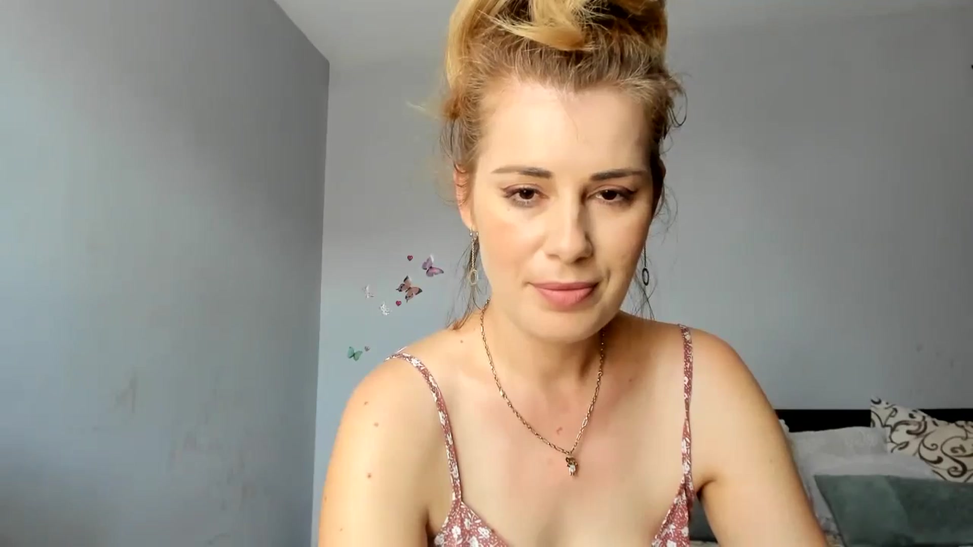 Gallery image thumbnail from PrettyWomen31's myfreecams stream on, 07/17/2024, 07:28 image 11 of 20