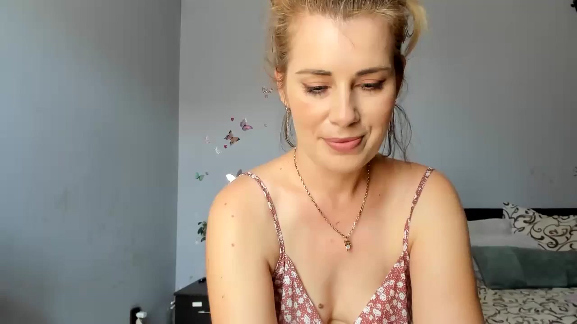 Gallery image thumbnail from PrettyWomen31's myfreecams stream on, 07/17/2024, 07:28 image 18 of 20