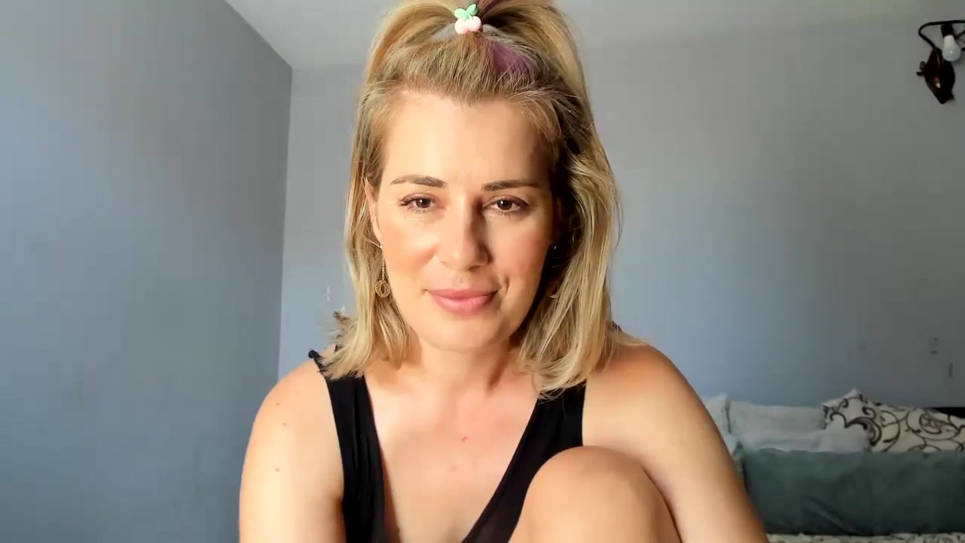 Gallery image thumbnail from PrettyWomen31's myfreecams stream on, 07/29/2024, 07:55 image 19 of 20