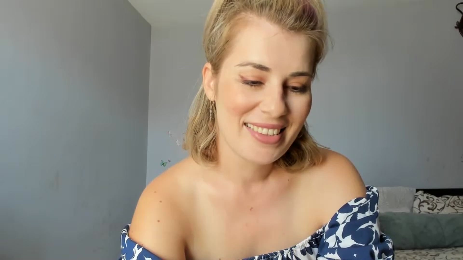 Gallery image thumbnail from PrettyWomen31's myfreecams stream on, 07/31/2024, 07:18 image 16 of 20