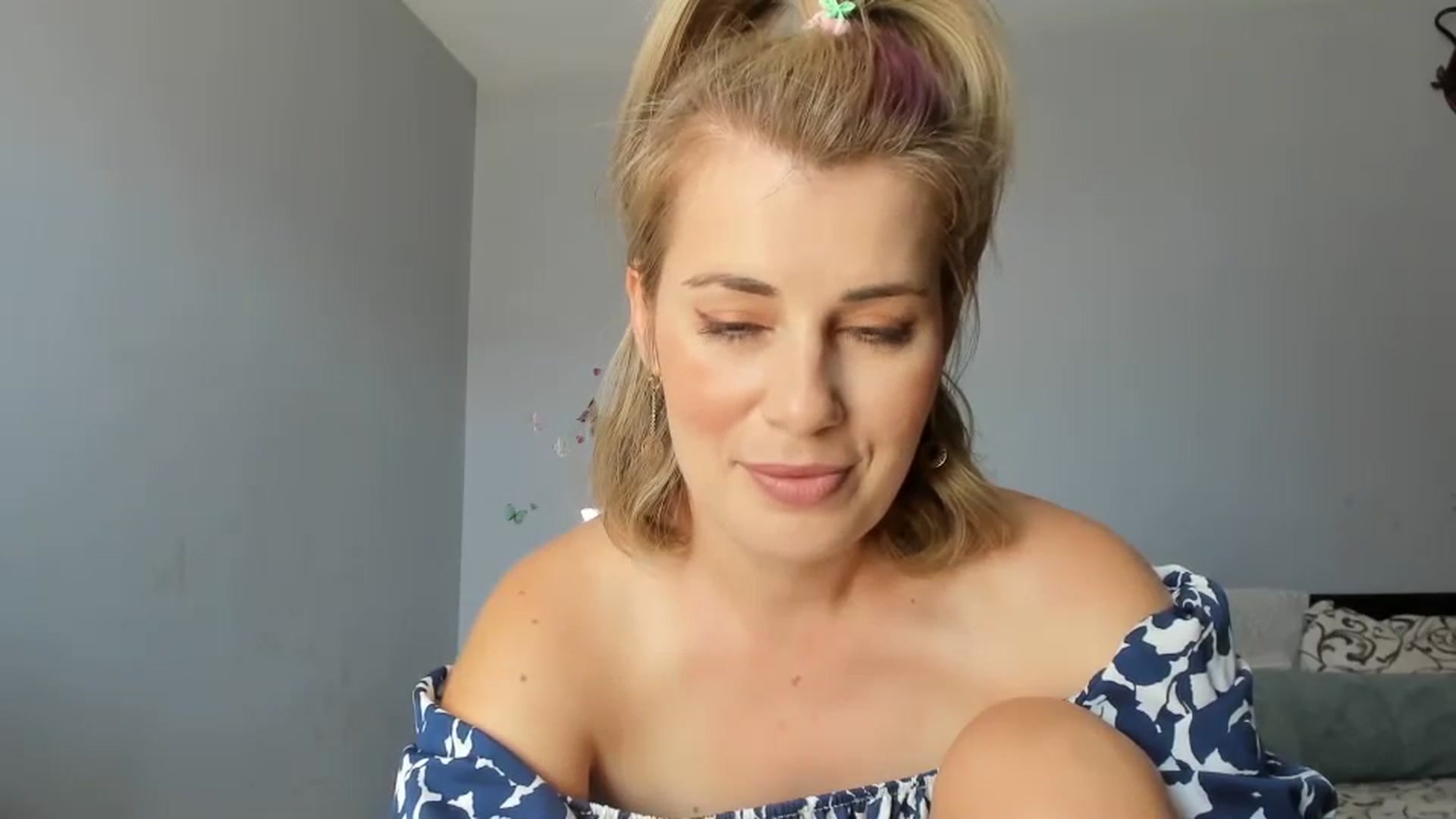 Gallery image thumbnail from PrettyWomen31's myfreecams stream on, 07/31/2024, 07:18 image 18 of 20