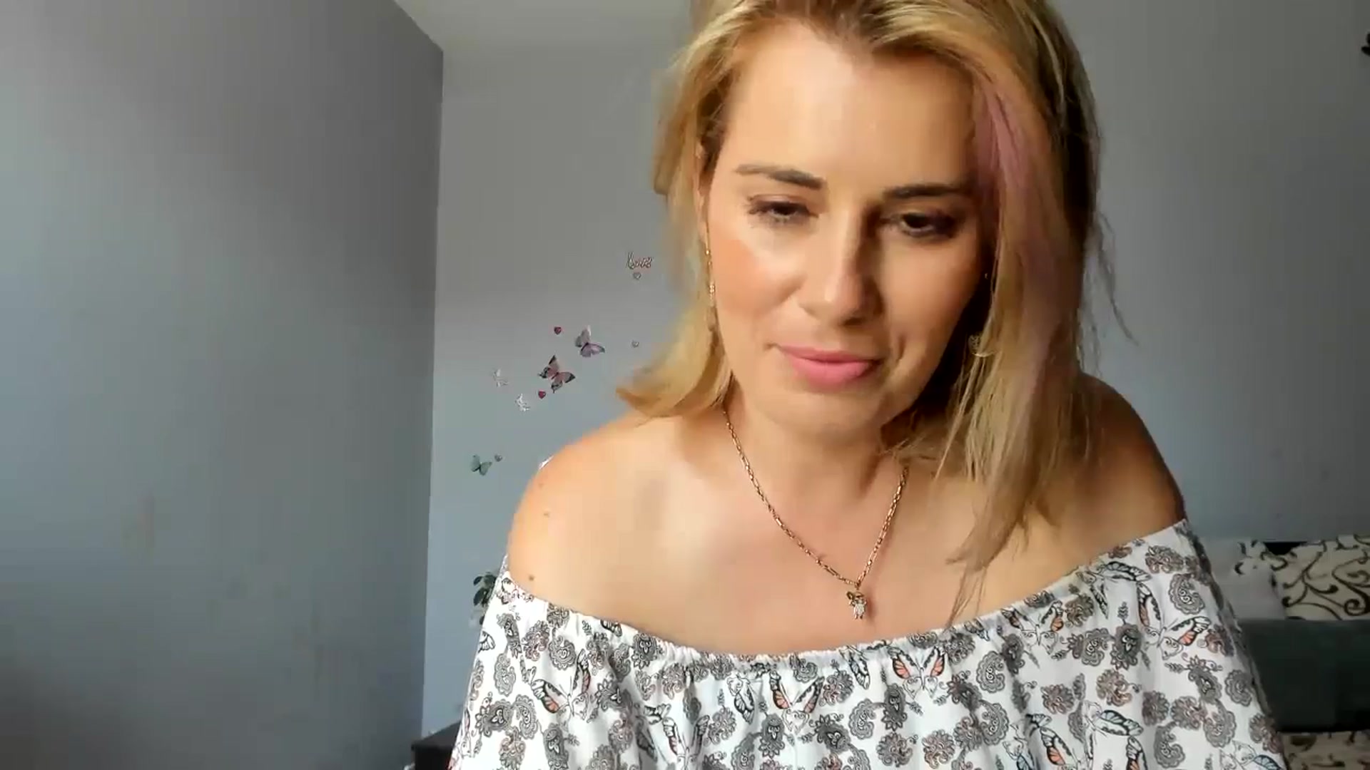 Gallery image thumbnail from PrettyWomen31's myfreecams stream on, 08/12/2024, 06:42 image 9 of 20