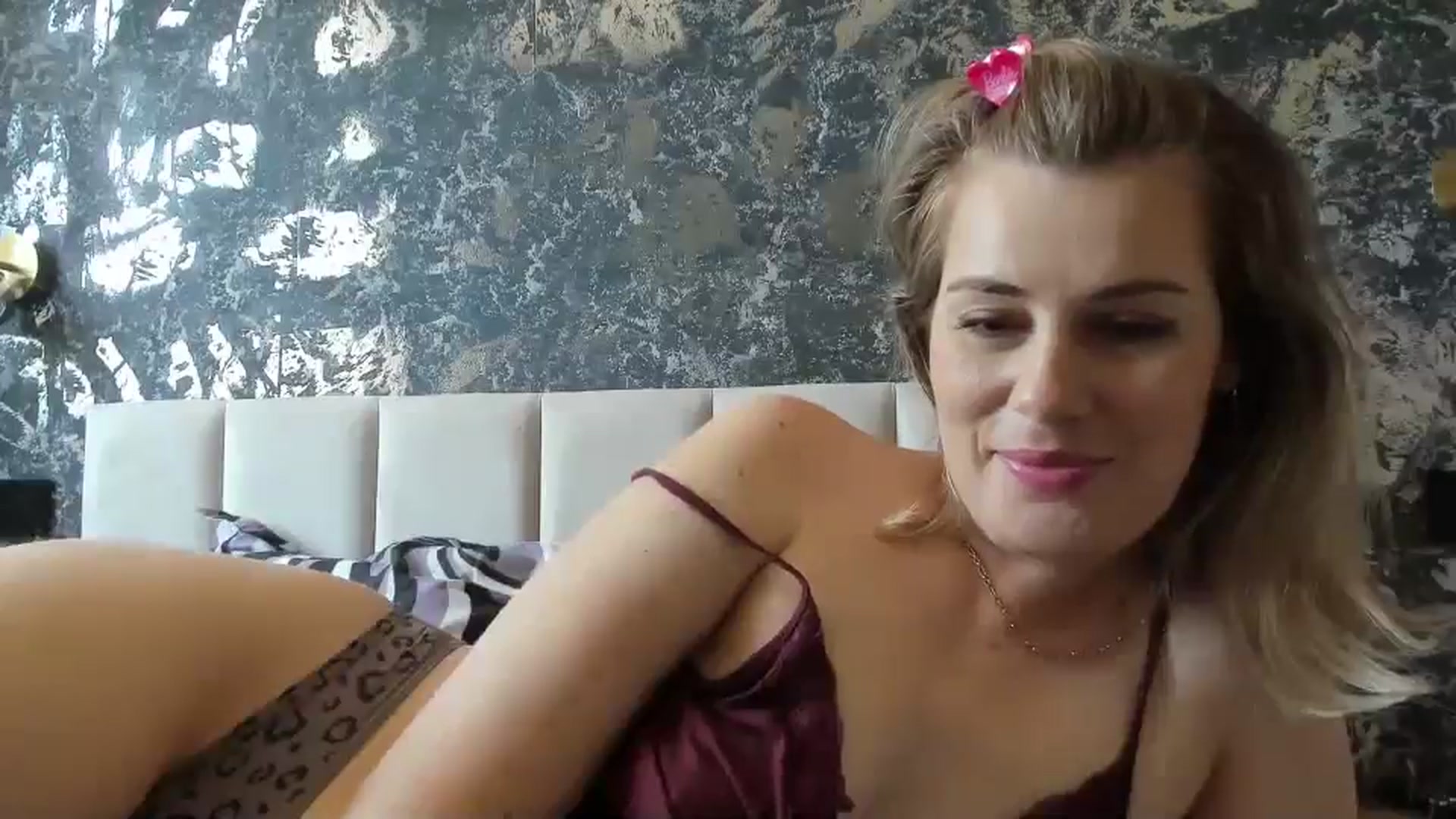 Gallery image thumbnail from PrettyWomen31's myfreecams stream on, 06/03/2025, 09:11 image 4 of 20