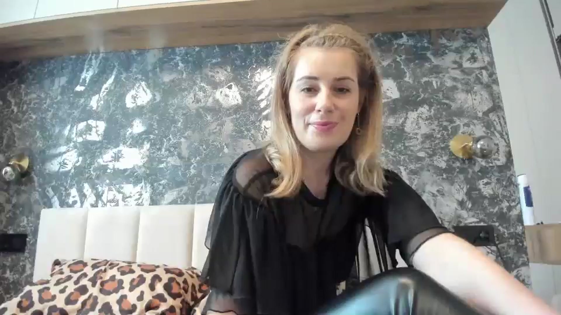 Gallery image thumbnail from PrettyWomen31's myfreecams stream on, 10/27/2025, 10:59 image 20 of 20