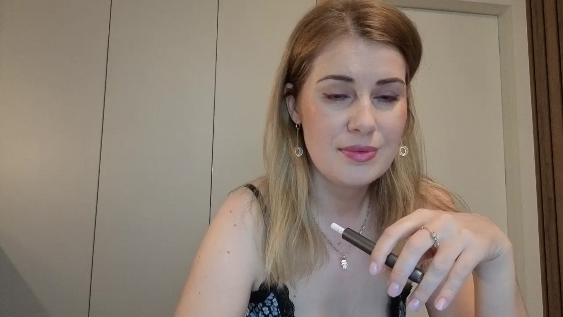 Gallery image thumbnail from PrettyWomen31's myfreecams stream on, 01/26/2026, 07:53 image 4 of 20
