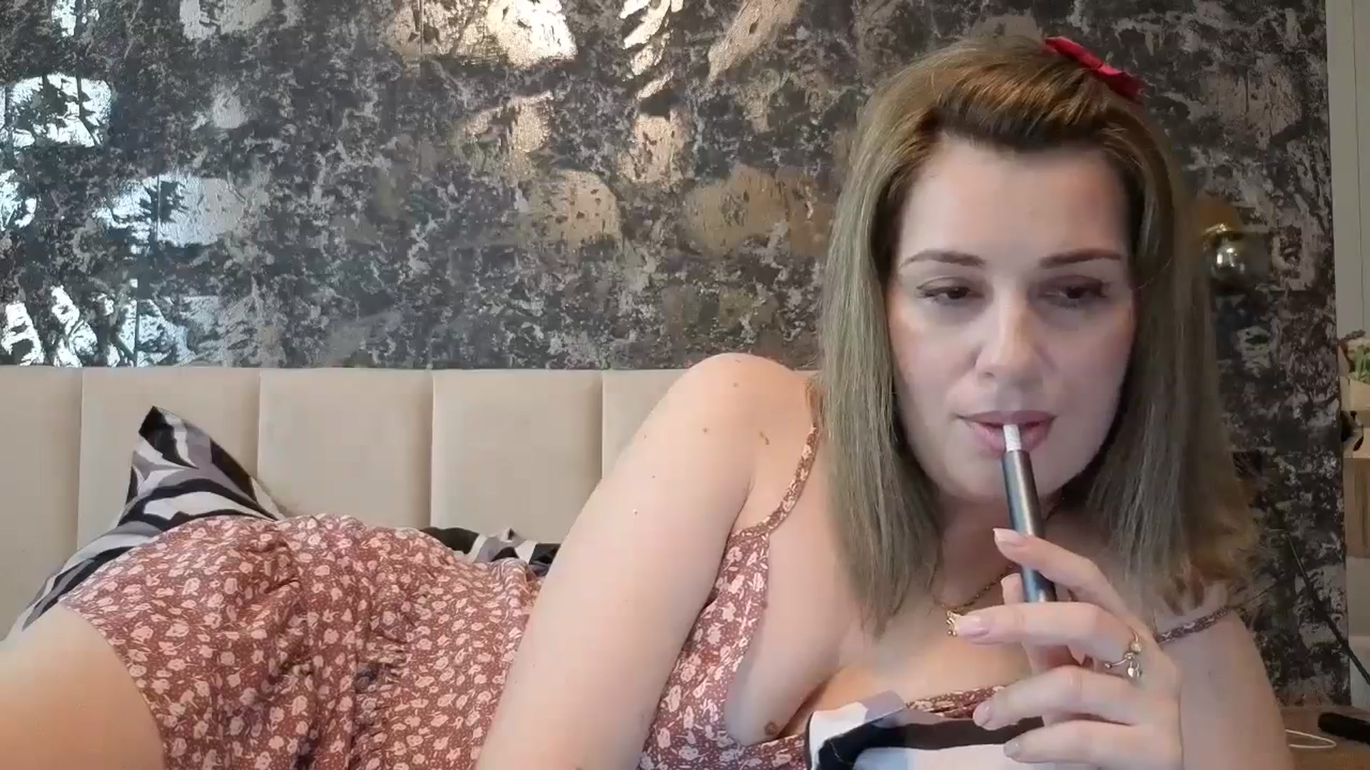 Gallery image thumbnail from PrettyWomen31's myfreecams stream on, 02/17/2026, 10:15 image 10 of 20
