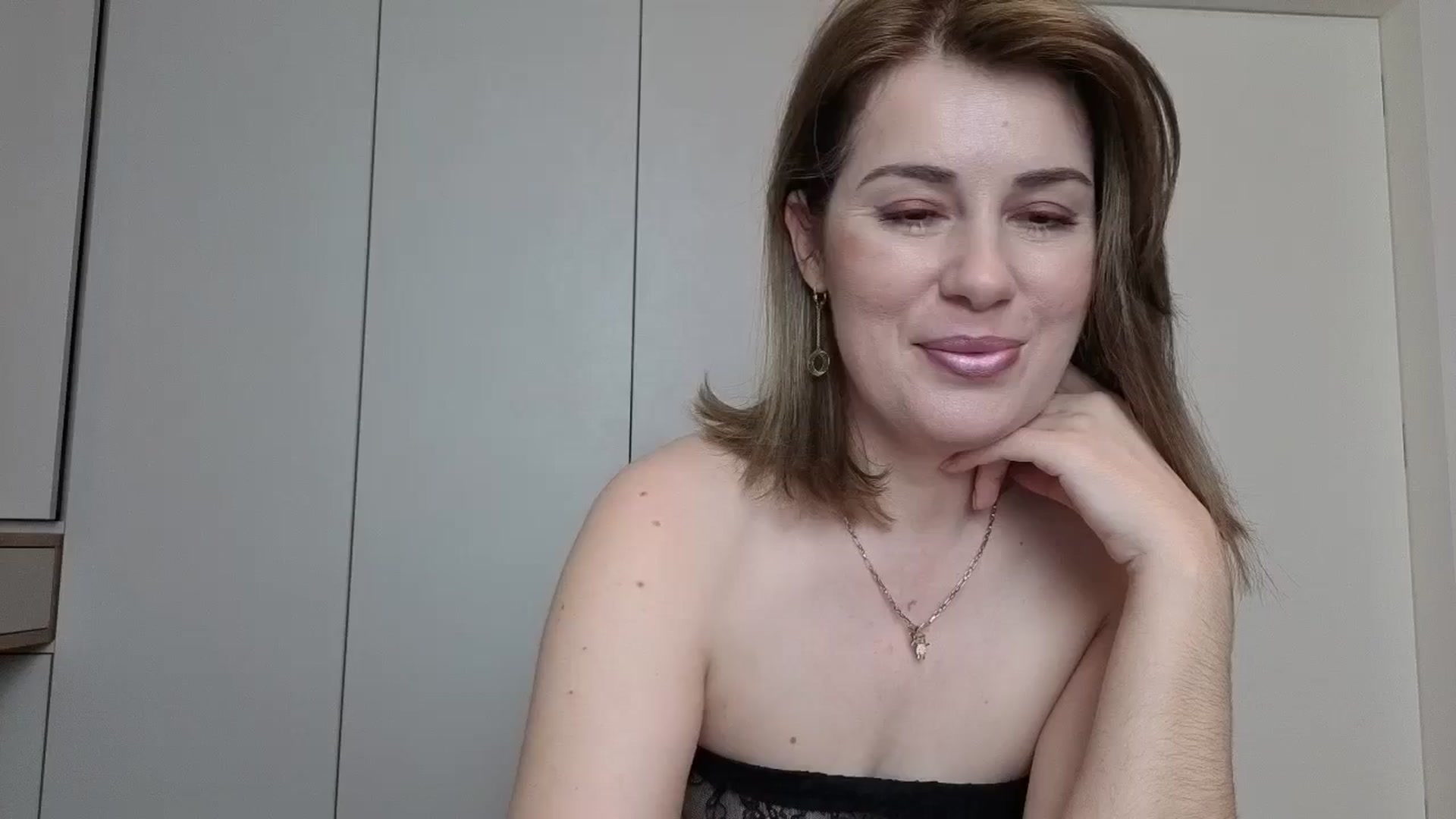 Gallery image thumbnail from PrettyWomen31's myfreecams stream on, 02/23/2026, 08:24 image 7 of 20