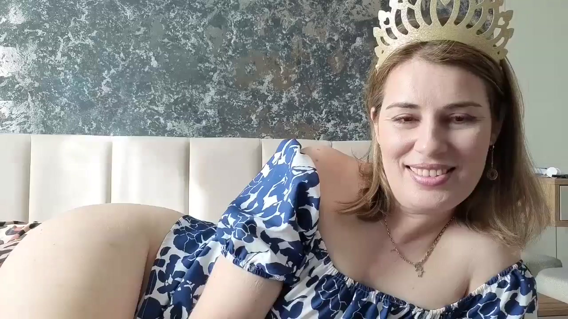 Gallery image thumbnail from PrettyWomen31's myfreecams stream on, 03/18/2026, 09:47 image 5 of 20