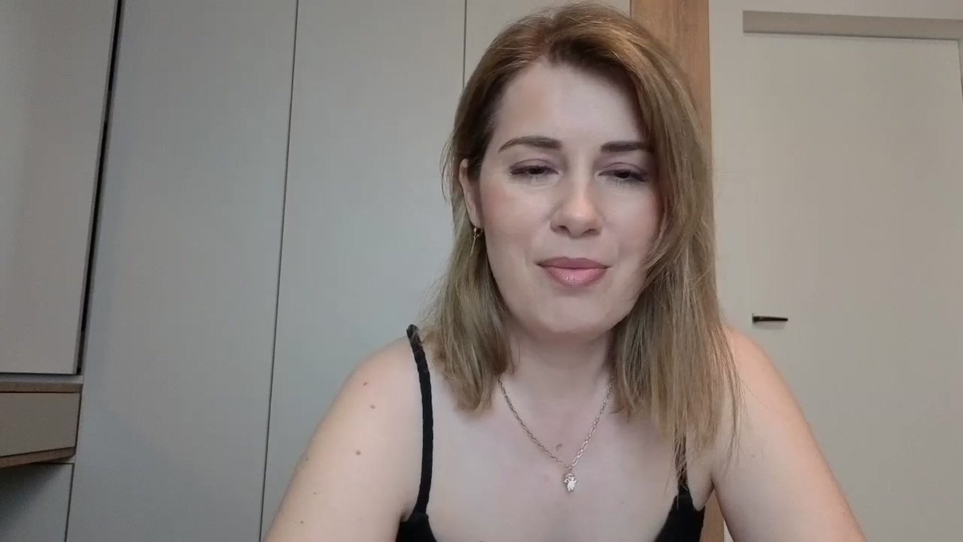 Gallery image thumbnail from PrettyWomen31's myfreecams stream on, 03/23/2026, 07:52 image 3 of 20