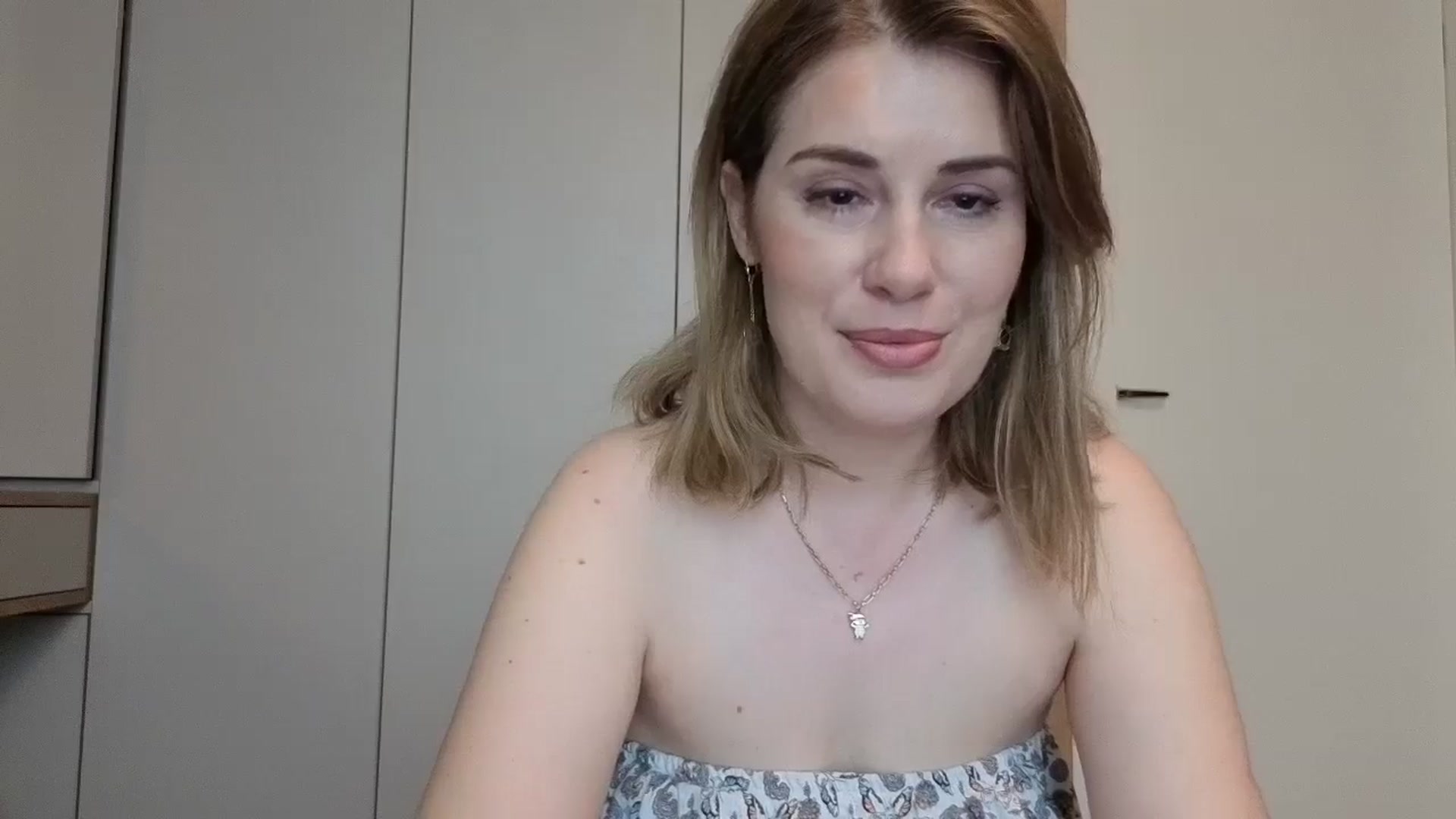 Gallery image thumbnail from PrettyWomen31's myfreecams stream on, 03/27/2026, 08:36 image 12 of 20