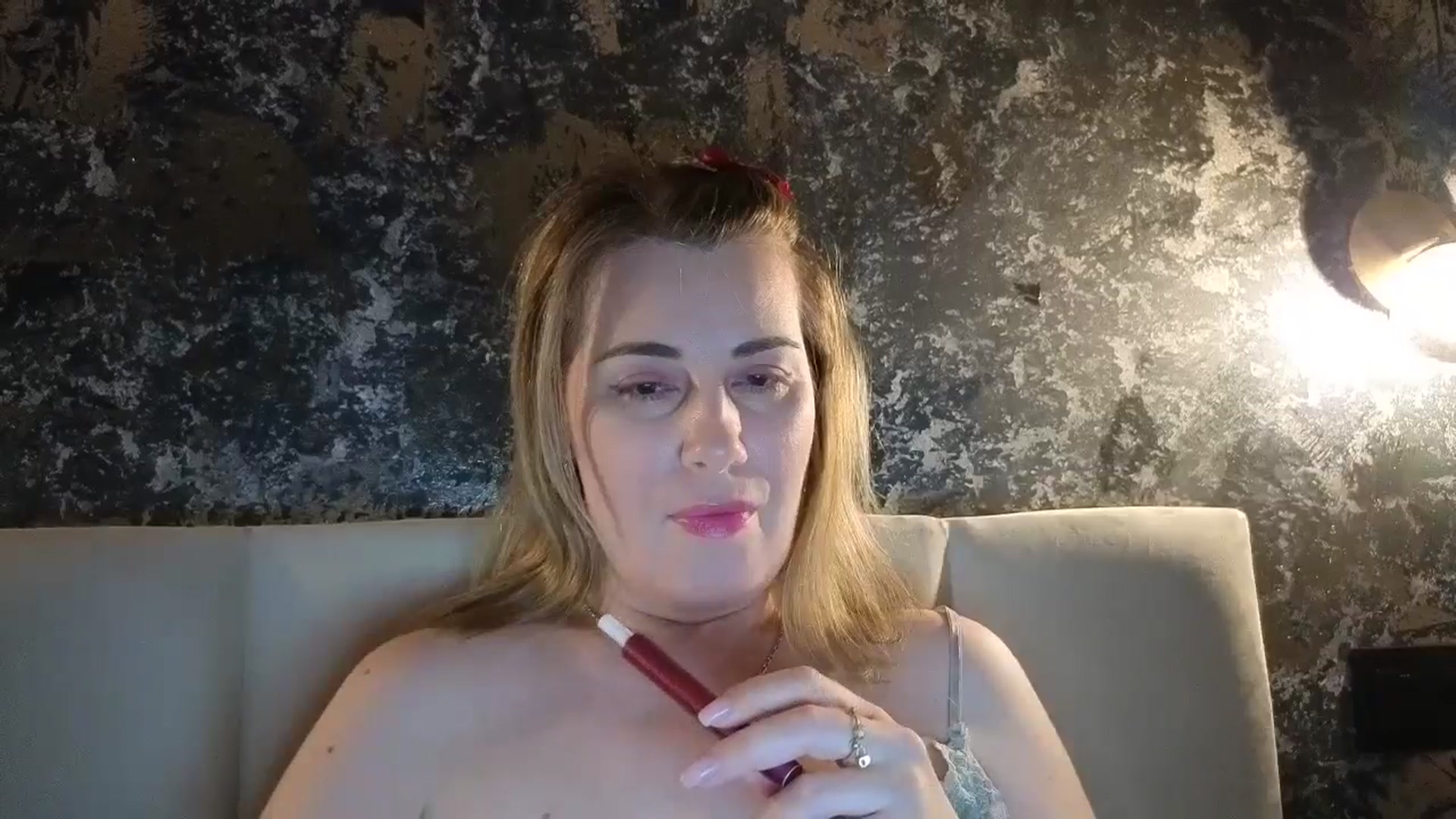 Gallery image thumbnail from PrettyWomen31's myfreecams stream on, 03/31/2026, 21:20 image 4 of 20