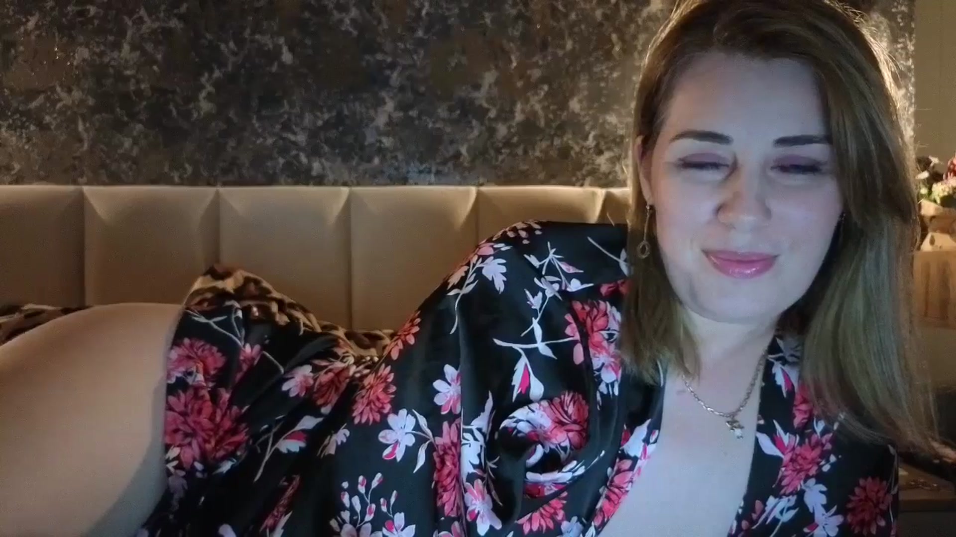 Gallery image thumbnail from PrettyWomen31's myfreecams stream on, 04/02/2026, 18:51 image 16 of 20