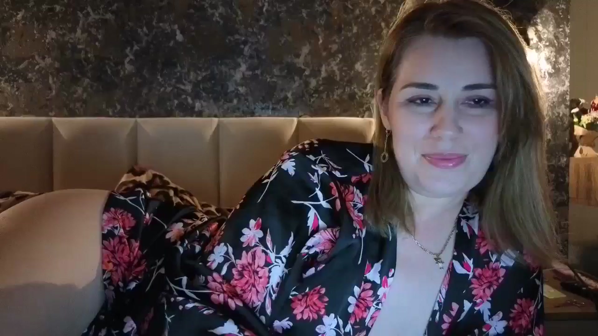Gallery image thumbnail from PrettyWomen31's myfreecams stream on, 04/02/2026, 18:51 image 1 of 20